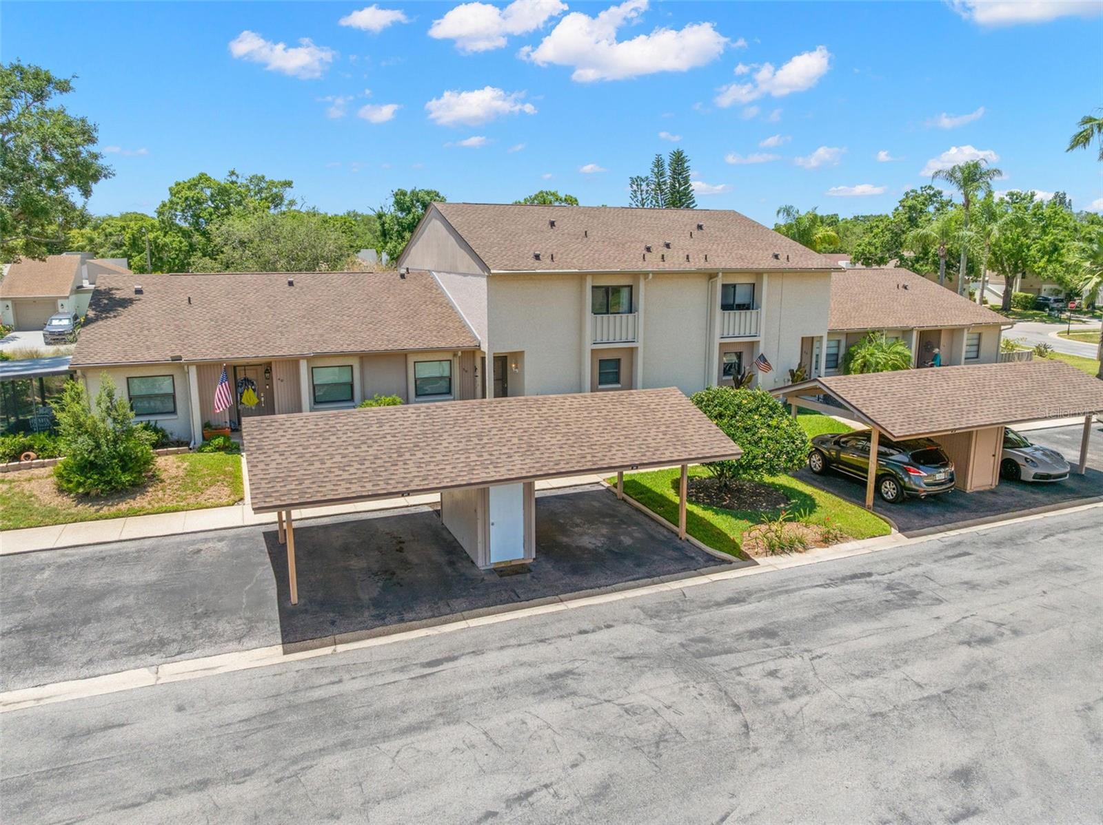 EAST LAKE WOODLANDS CLUSTER HOMES - Residential