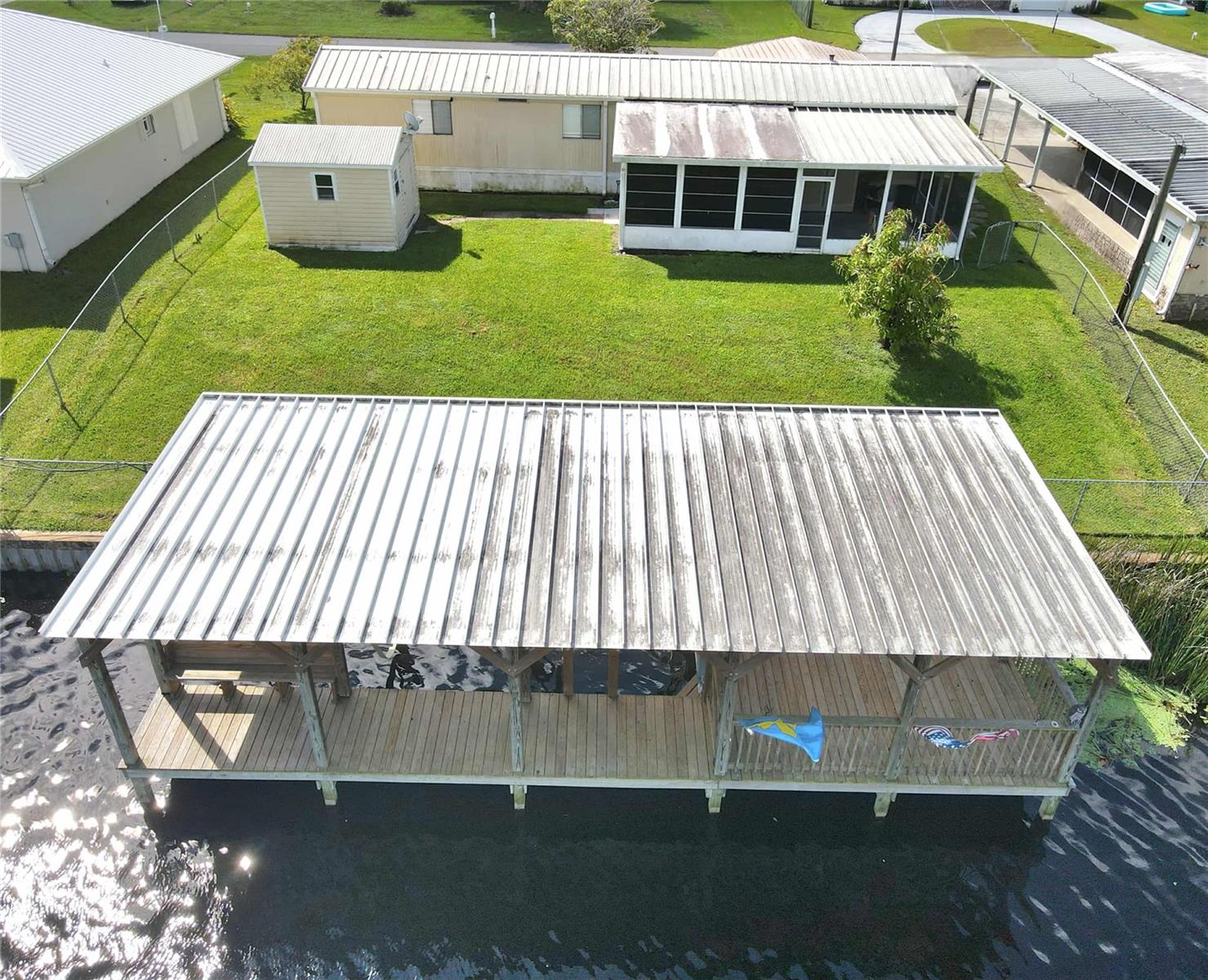 TAYLOR CRK ISLES SEC 01 - Residential