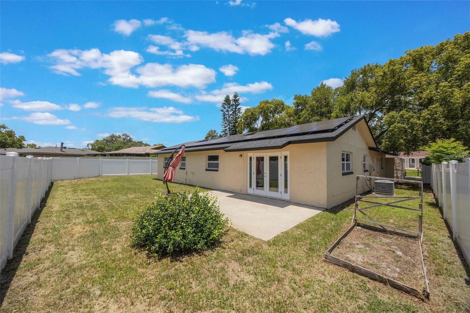 STERLING PARK UNIT 01 - Residential Lease