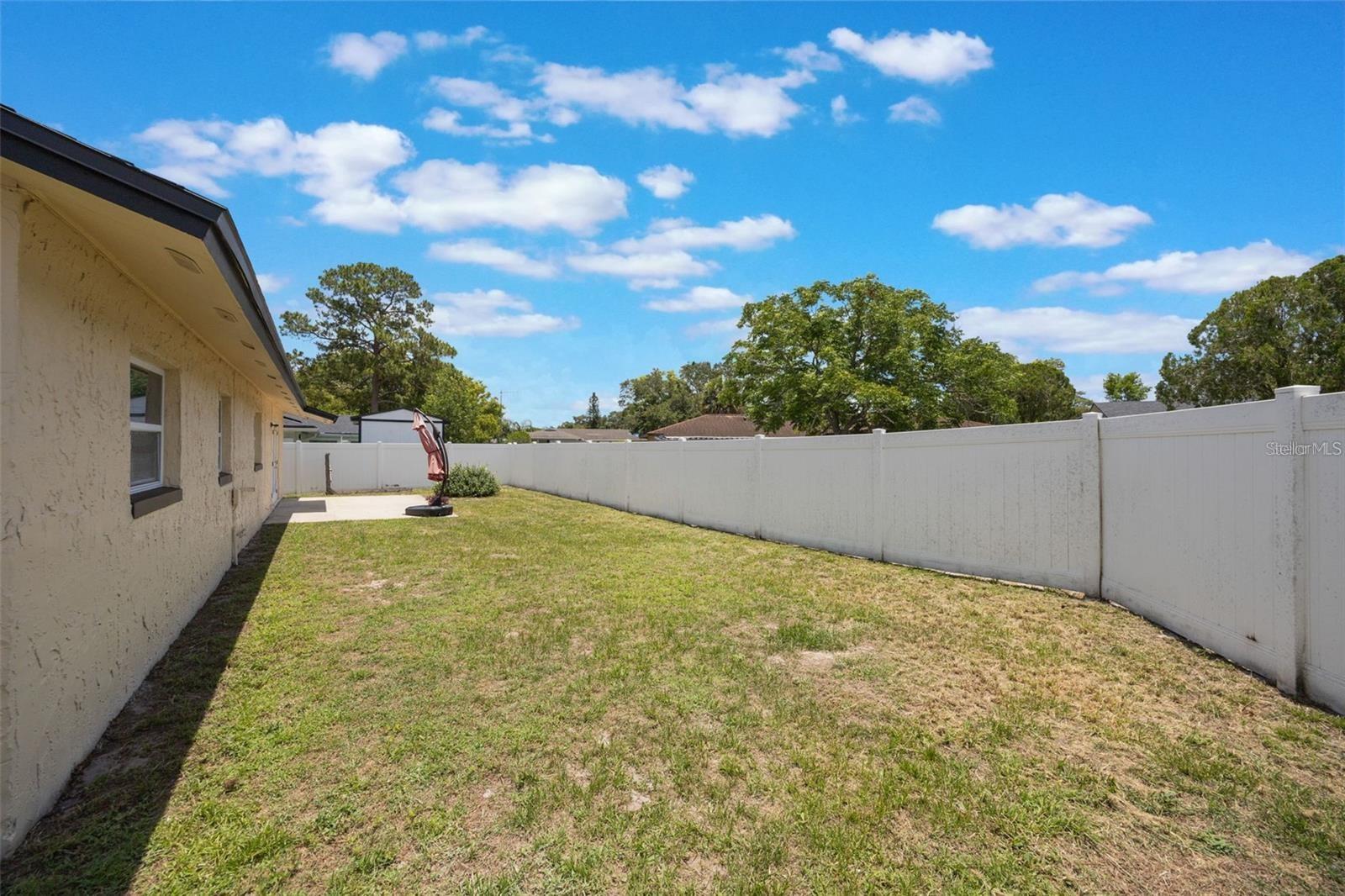 STERLING PARK UNIT 01 - Residential Lease