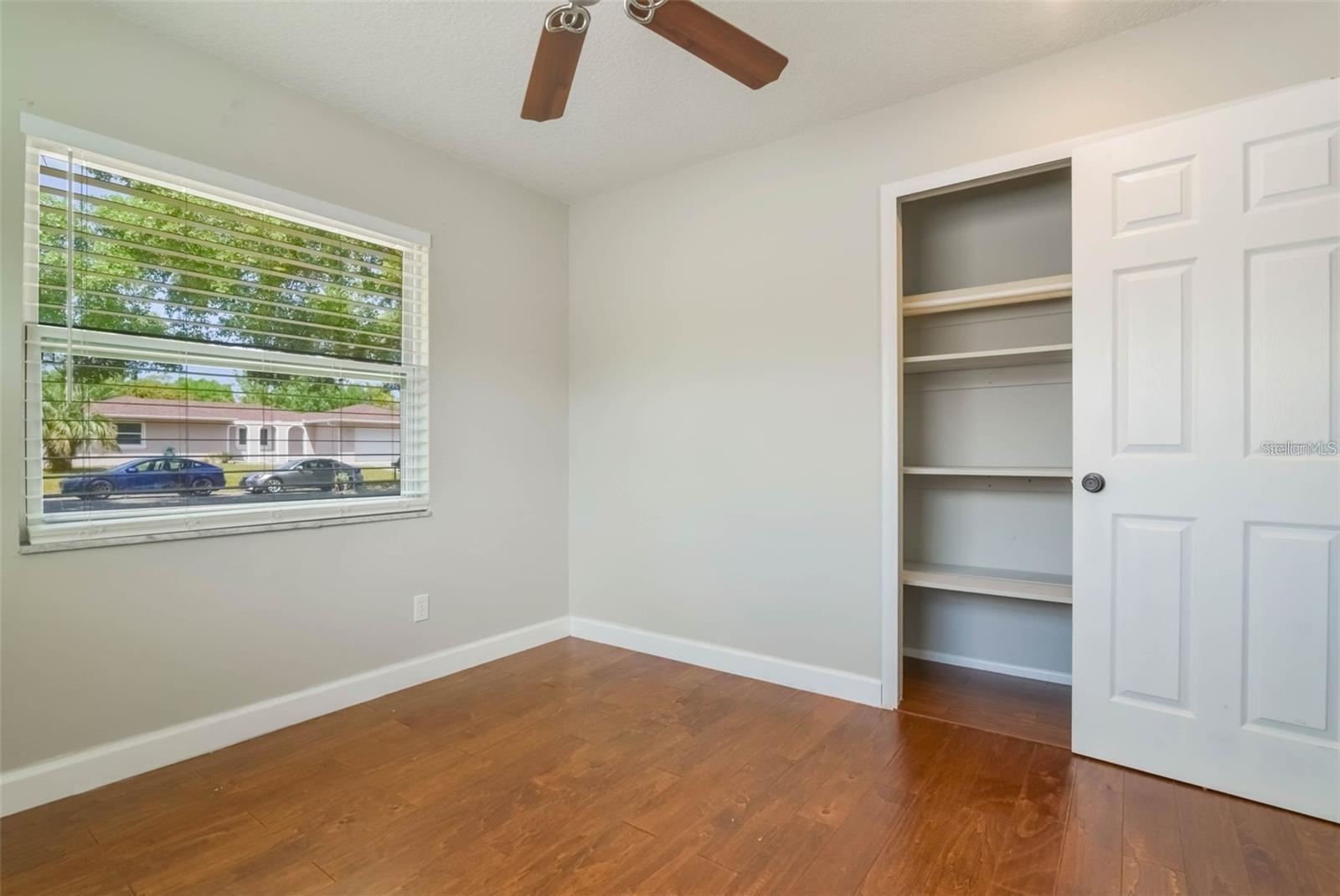 STERLING PARK UNIT 01 - Residential Lease