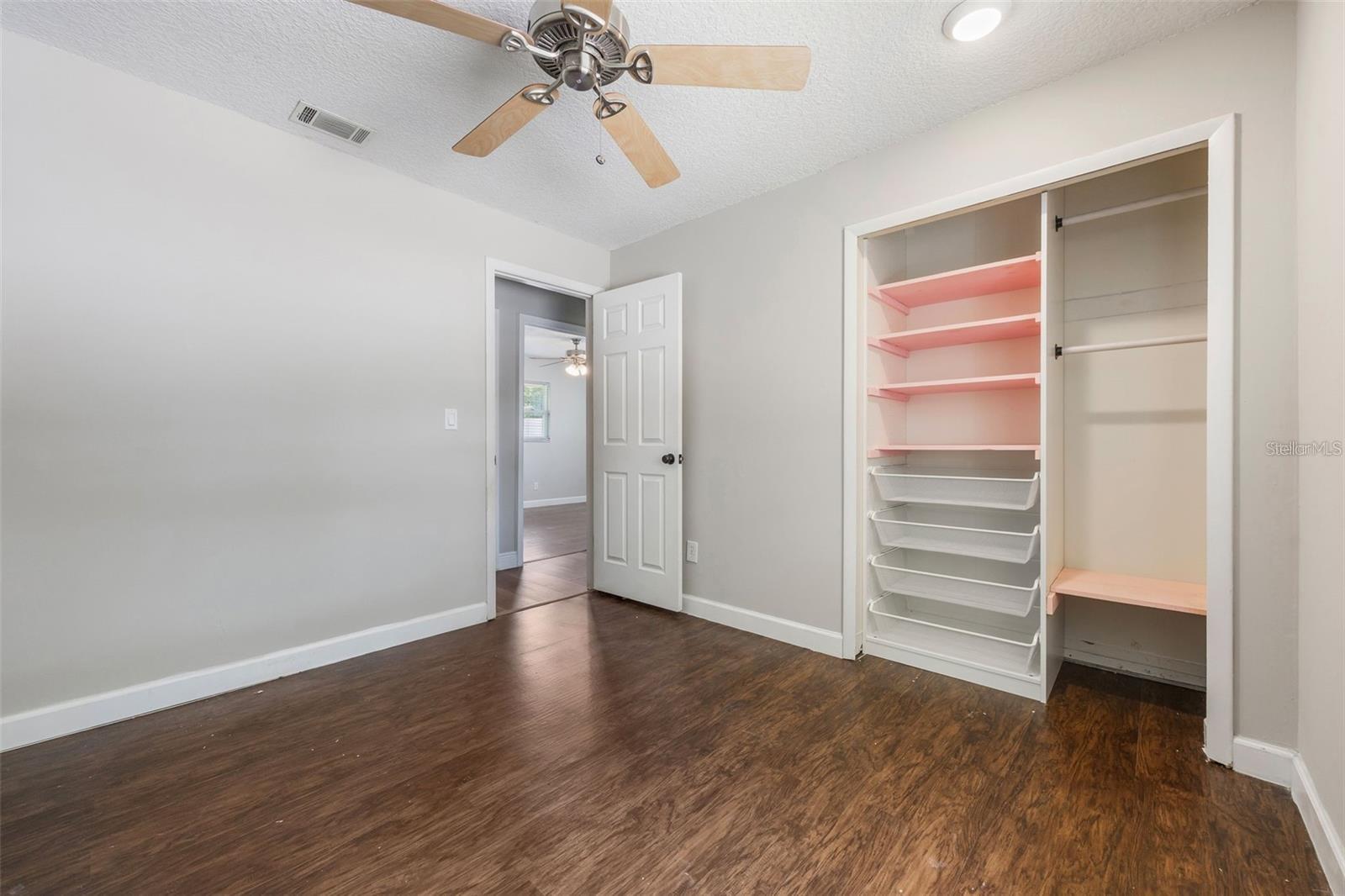 STERLING PARK UNIT 01 - Residential Lease