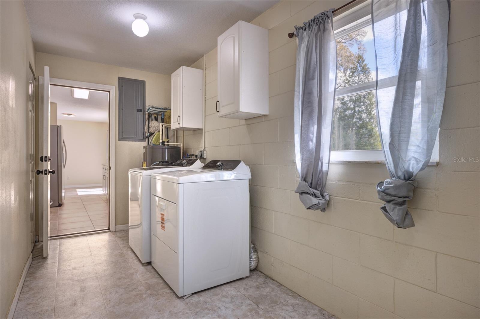 CAMELLIA PARK - Residential