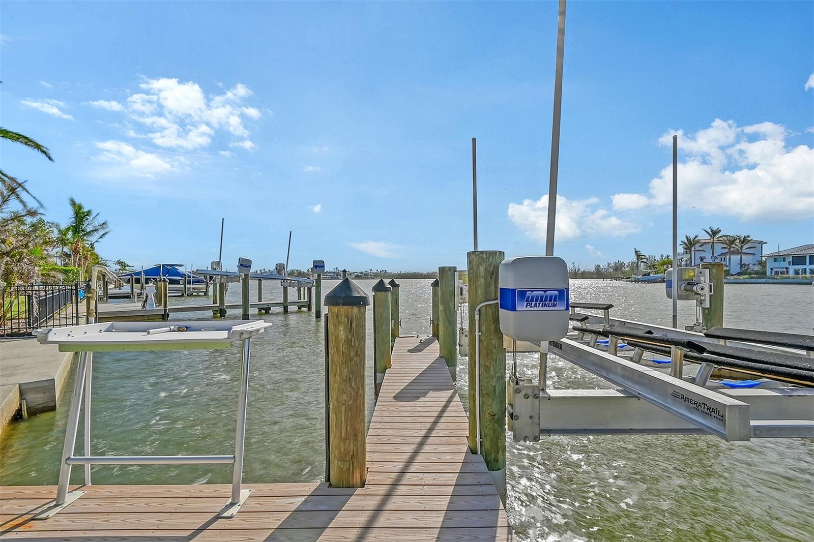 BAY ISLAND SHORES - Land