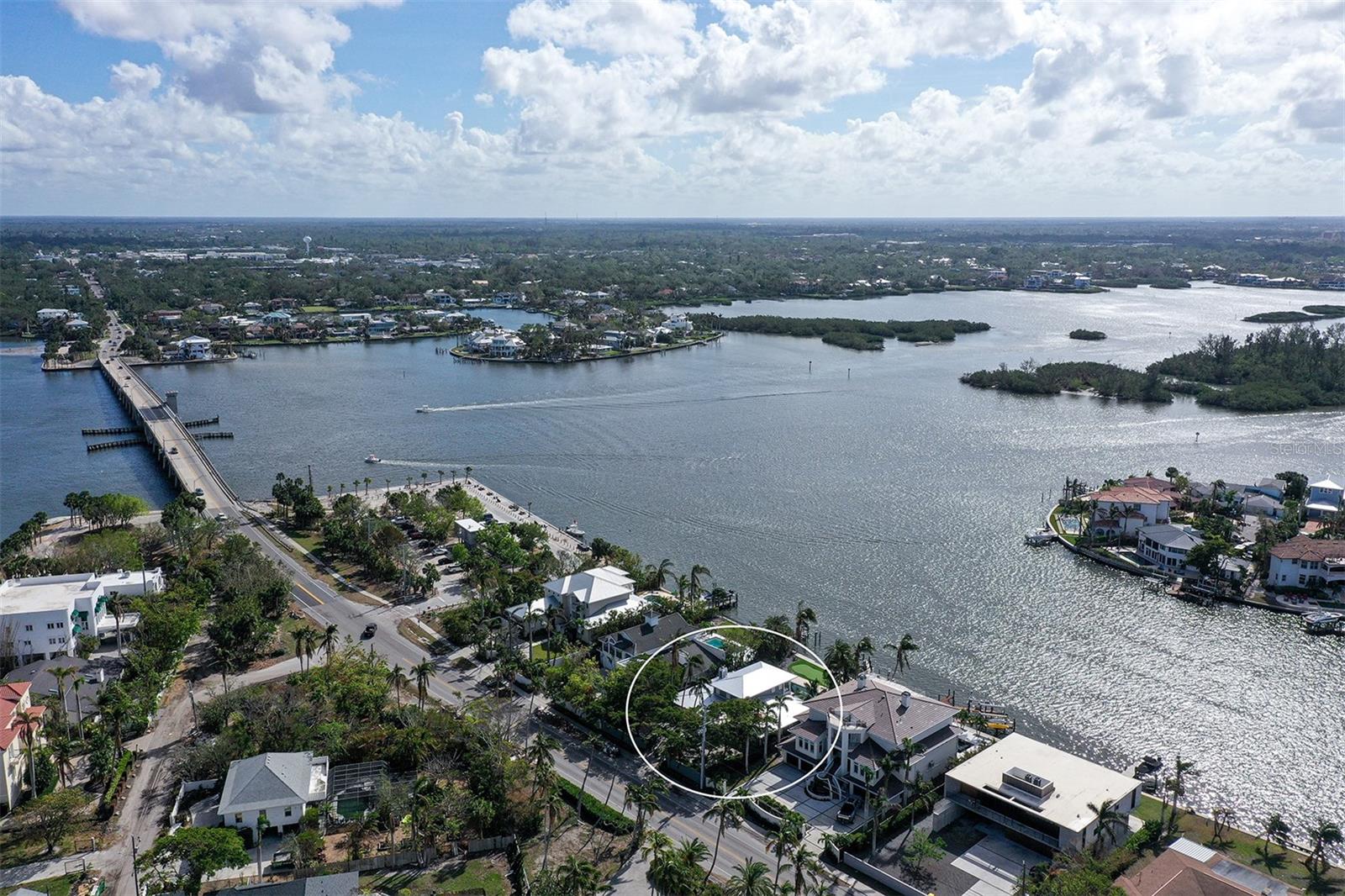 BAY ISLAND SHORES - Land