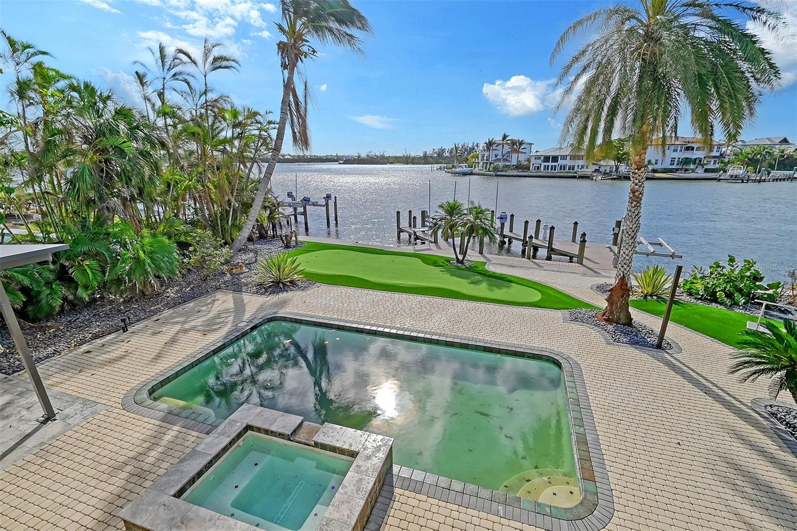 BAY ISLAND SHORES - Land