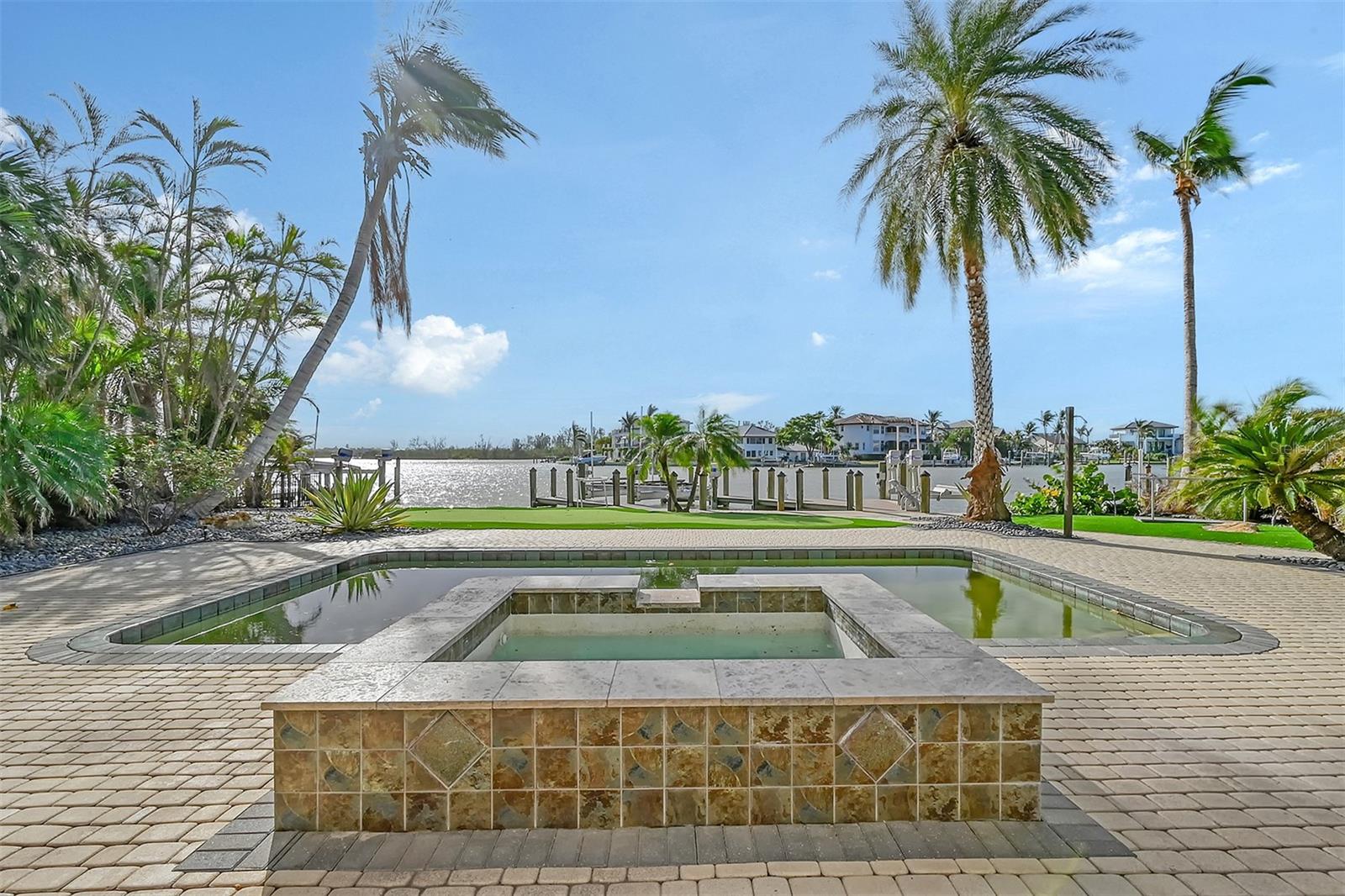 BAY ISLAND SHORES - Land