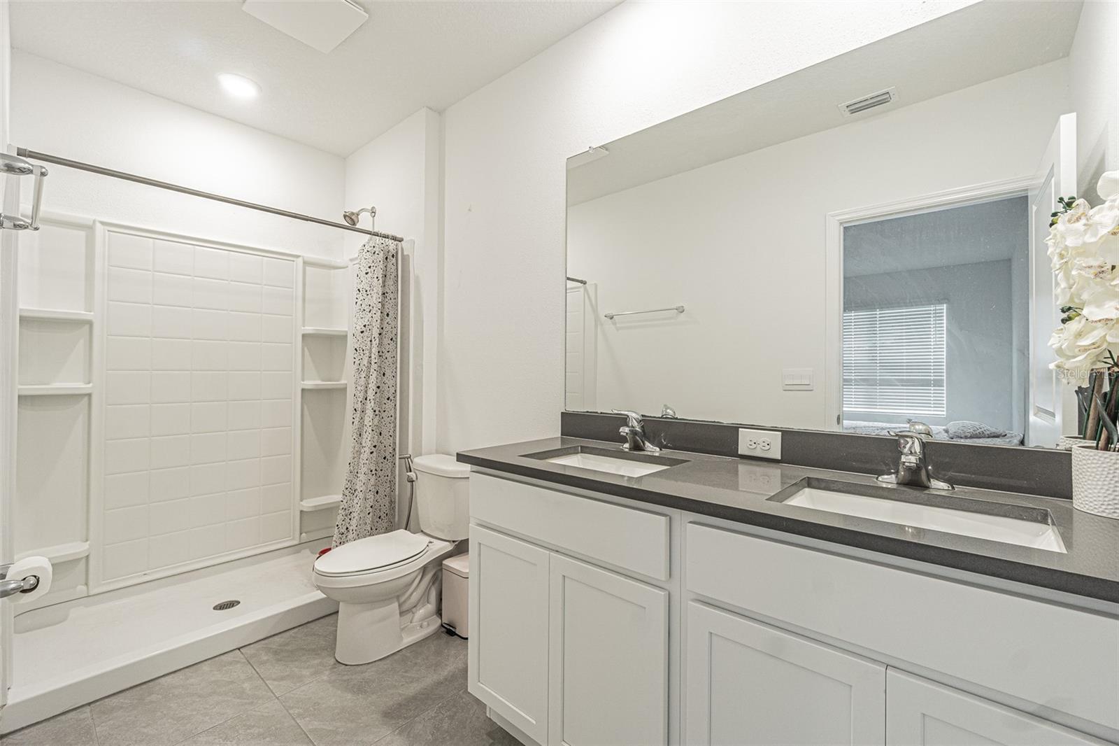 CHELSEA COURT - Residential