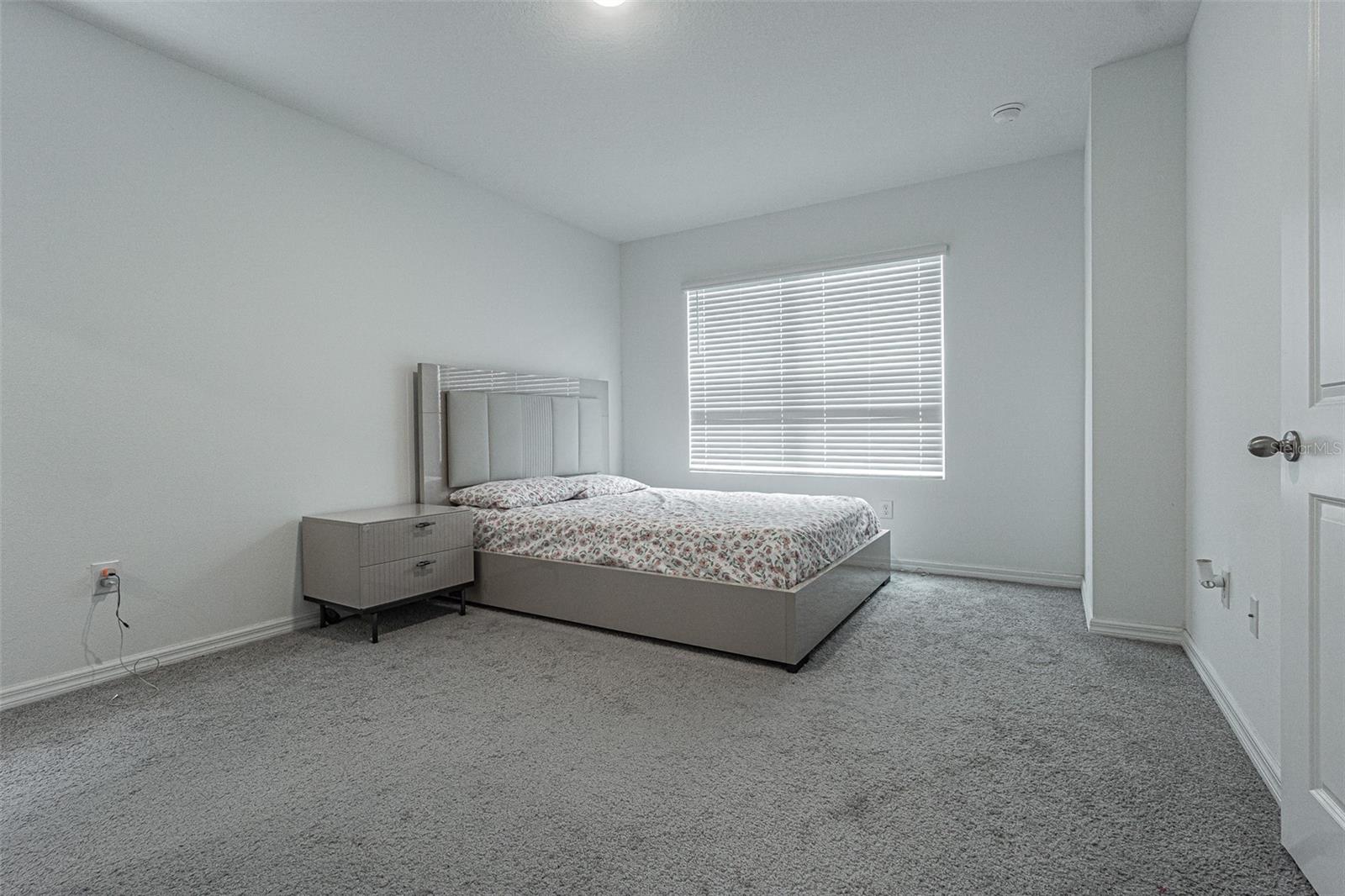 CHELSEA COURT - Residential