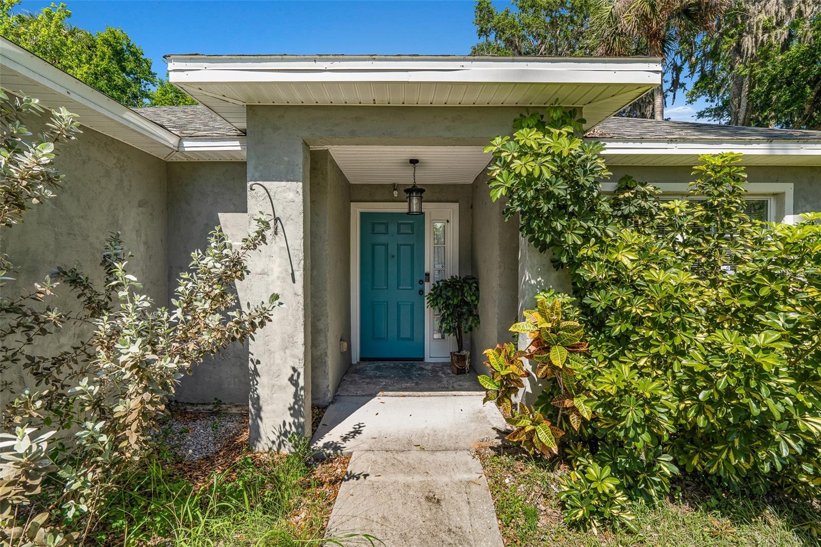 2531 NEEDLE PALM DRIVE