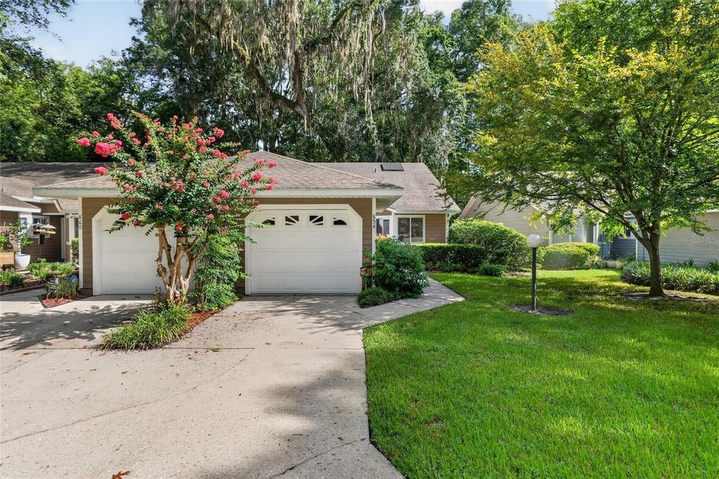 Photo of 854 SW 51st Way, Gainesville, FL 32607 (MLS # GC542208)