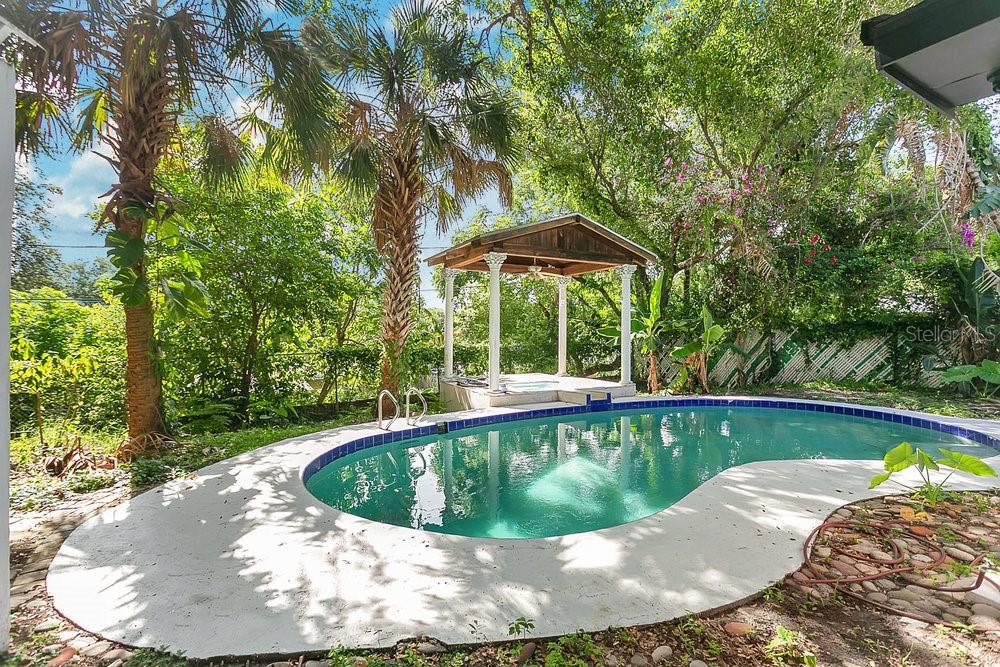 1148 NORTHCREST DRIVE