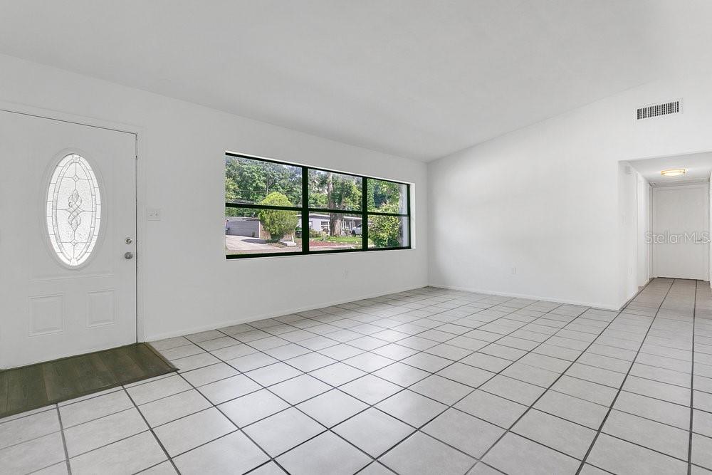 1148 NORTHCREST DRIVE