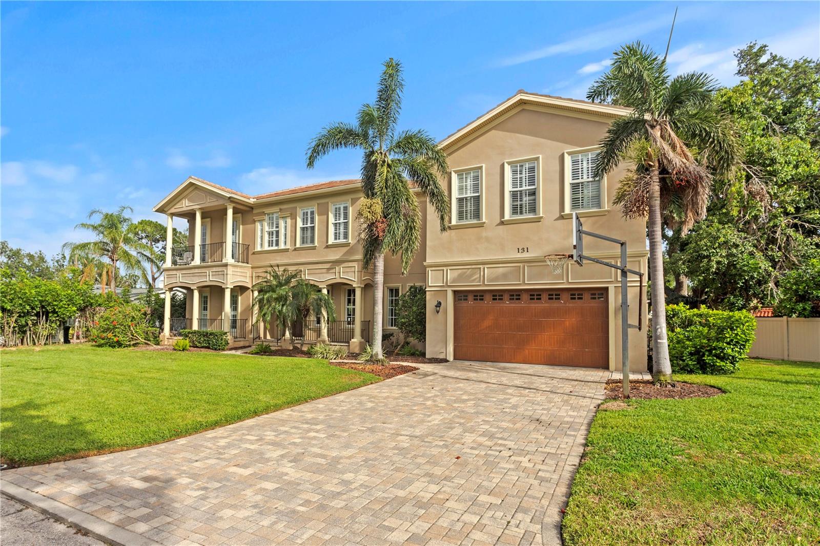 131 MIRAMAR BOULEVARD NE