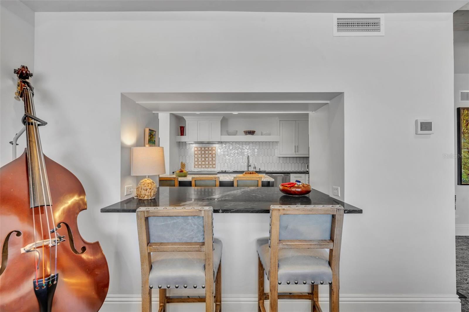 WHISPERING WATERS/PHILLIPS CIRCLE REP - Residential