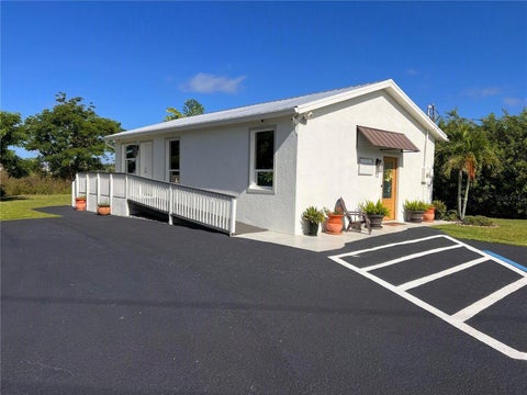 Photo of 180 Rio Villa Drive, Punta Gorda, FL 33950 (MLS # C7530148)