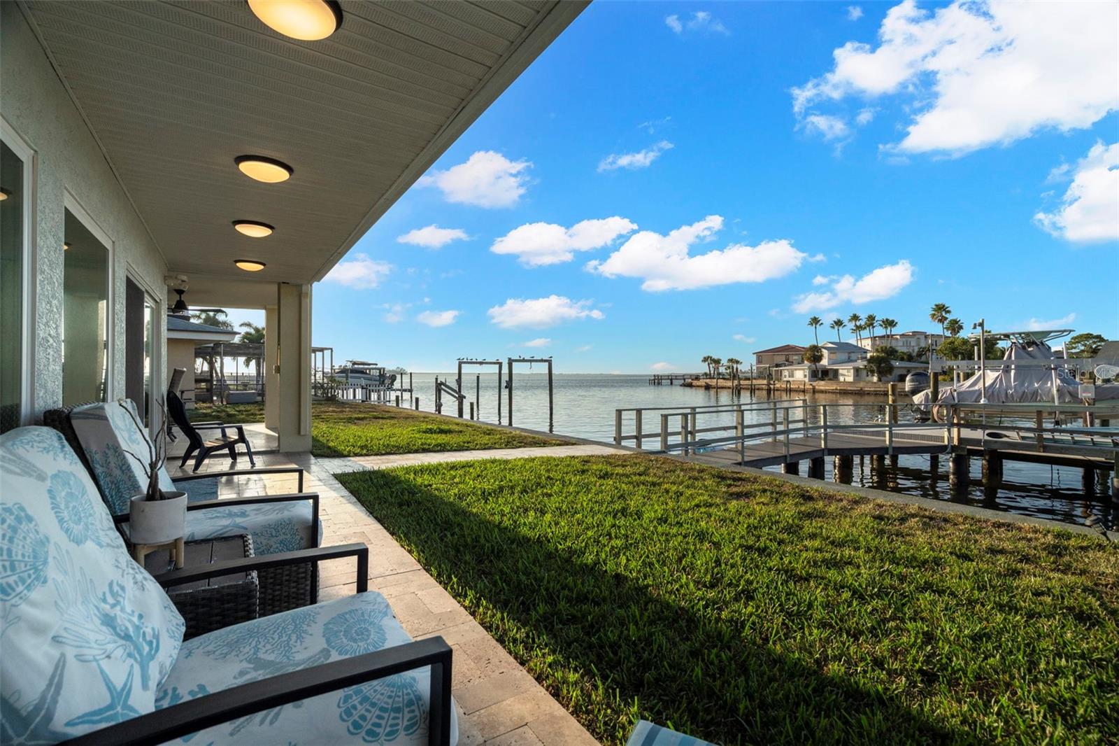 HARBOR VIEW VILLAS 1ST ADD - Residential