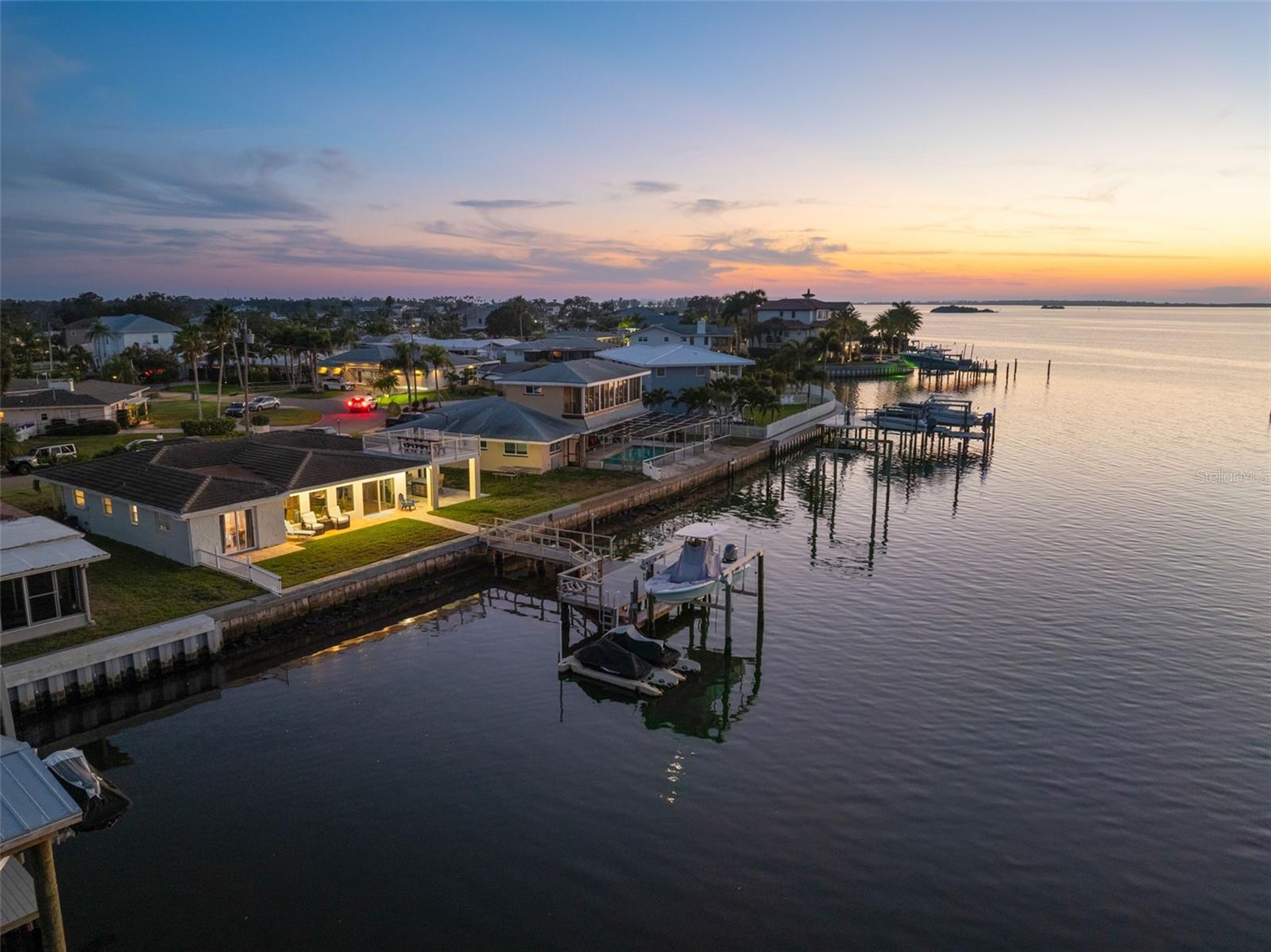 HARBOR VIEW VILLAS 1ST ADD - Residential