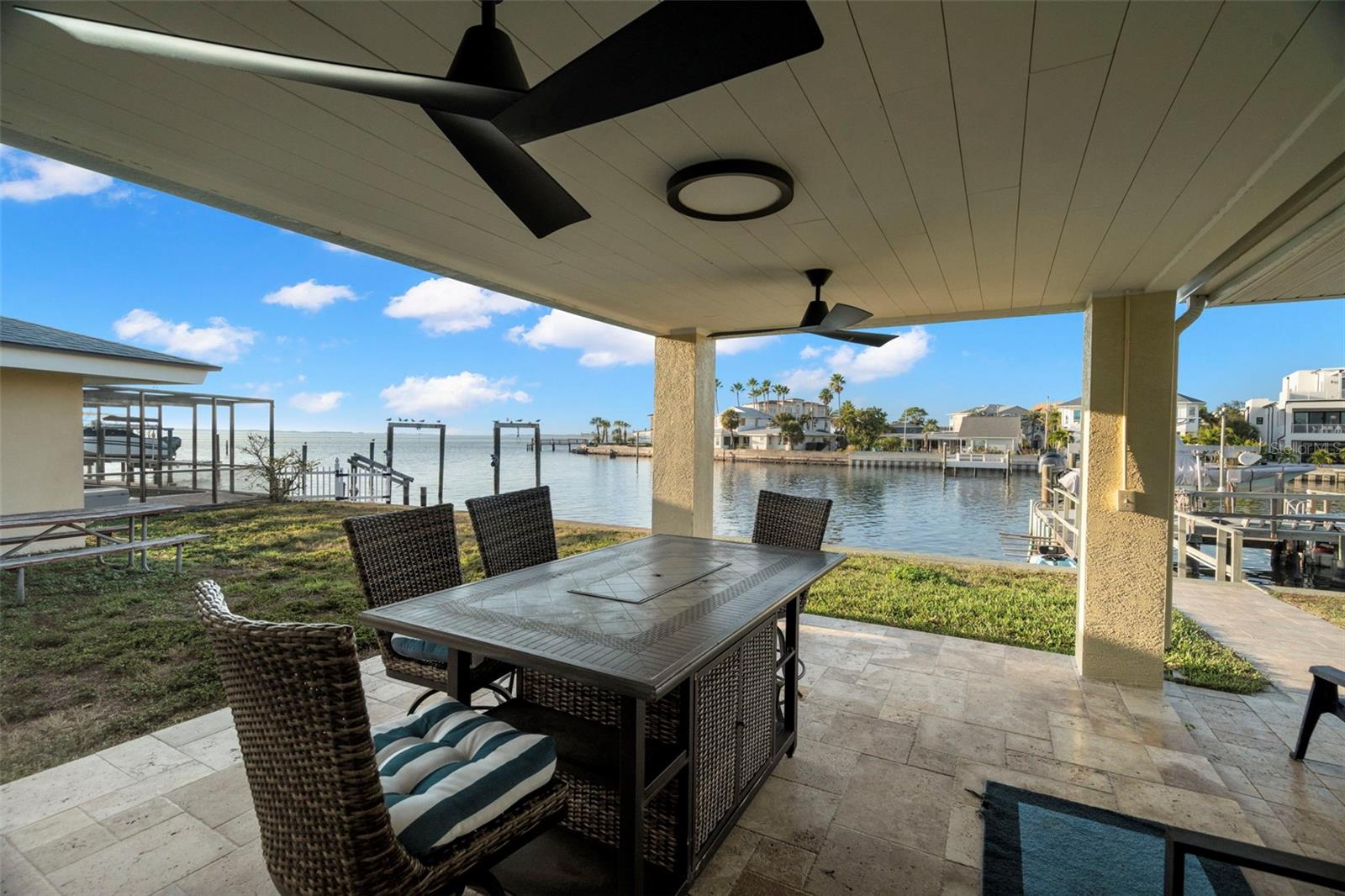 HARBOR VIEW VILLAS 1ST ADD - Residential