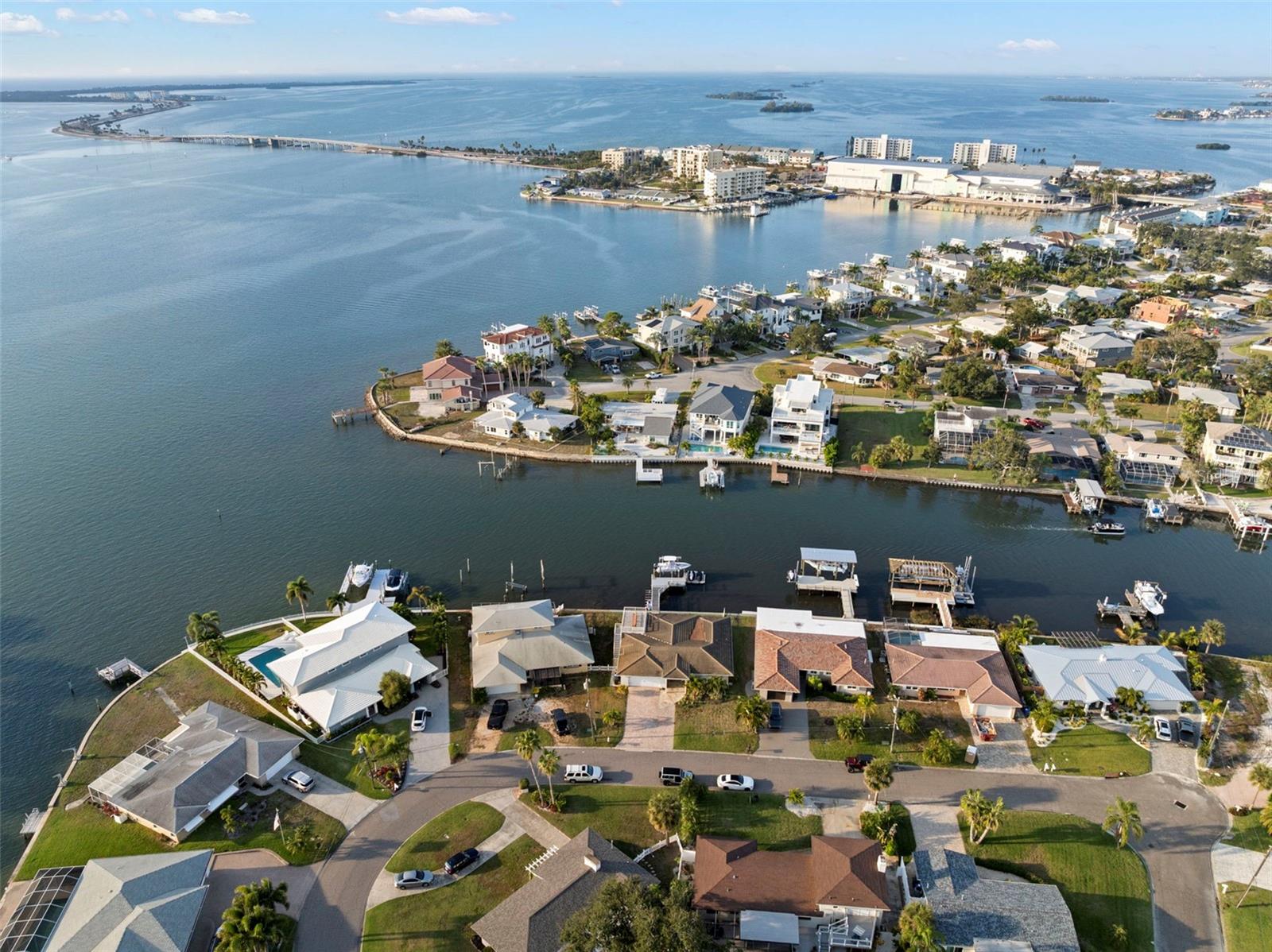 HARBOR VIEW VILLAS 1ST ADD - Residential