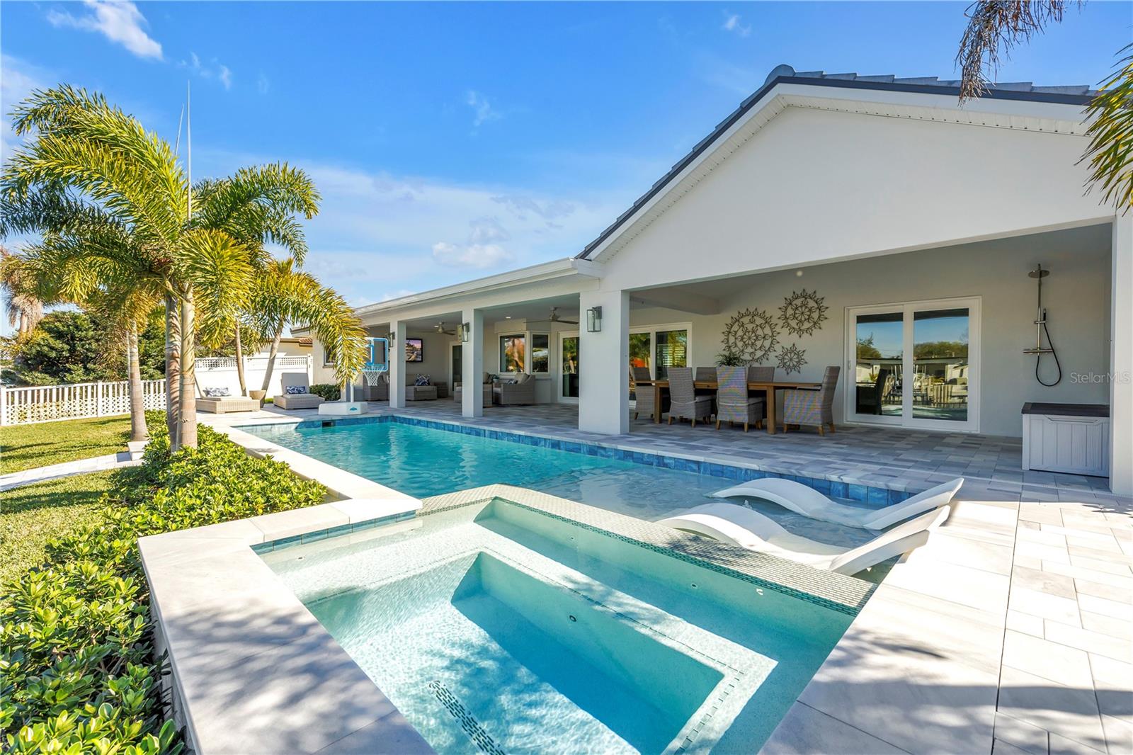 NORTH EAST PARK SHORES 2ND ADD - Residential