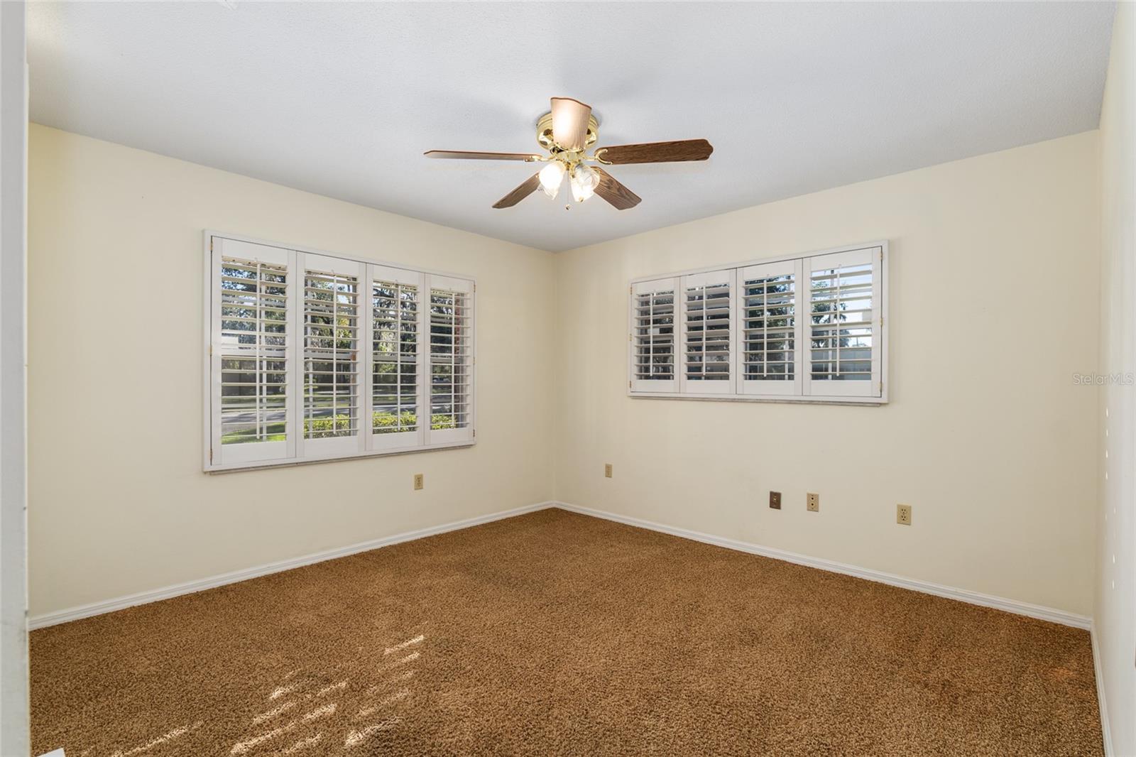 SHERWOOD FOREST - Residential Lease