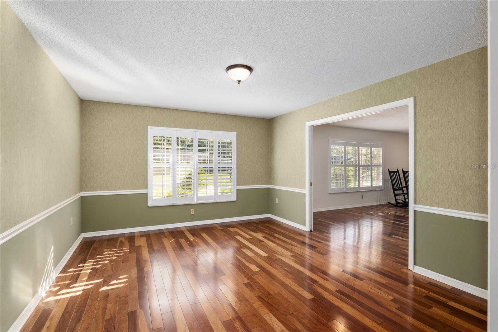 SHERWOOD FOREST - Residential Lease