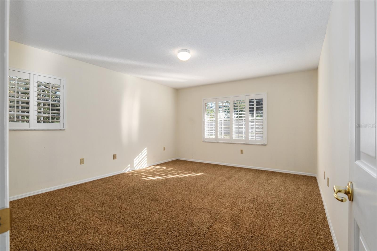 SHERWOOD FOREST - Residential Lease