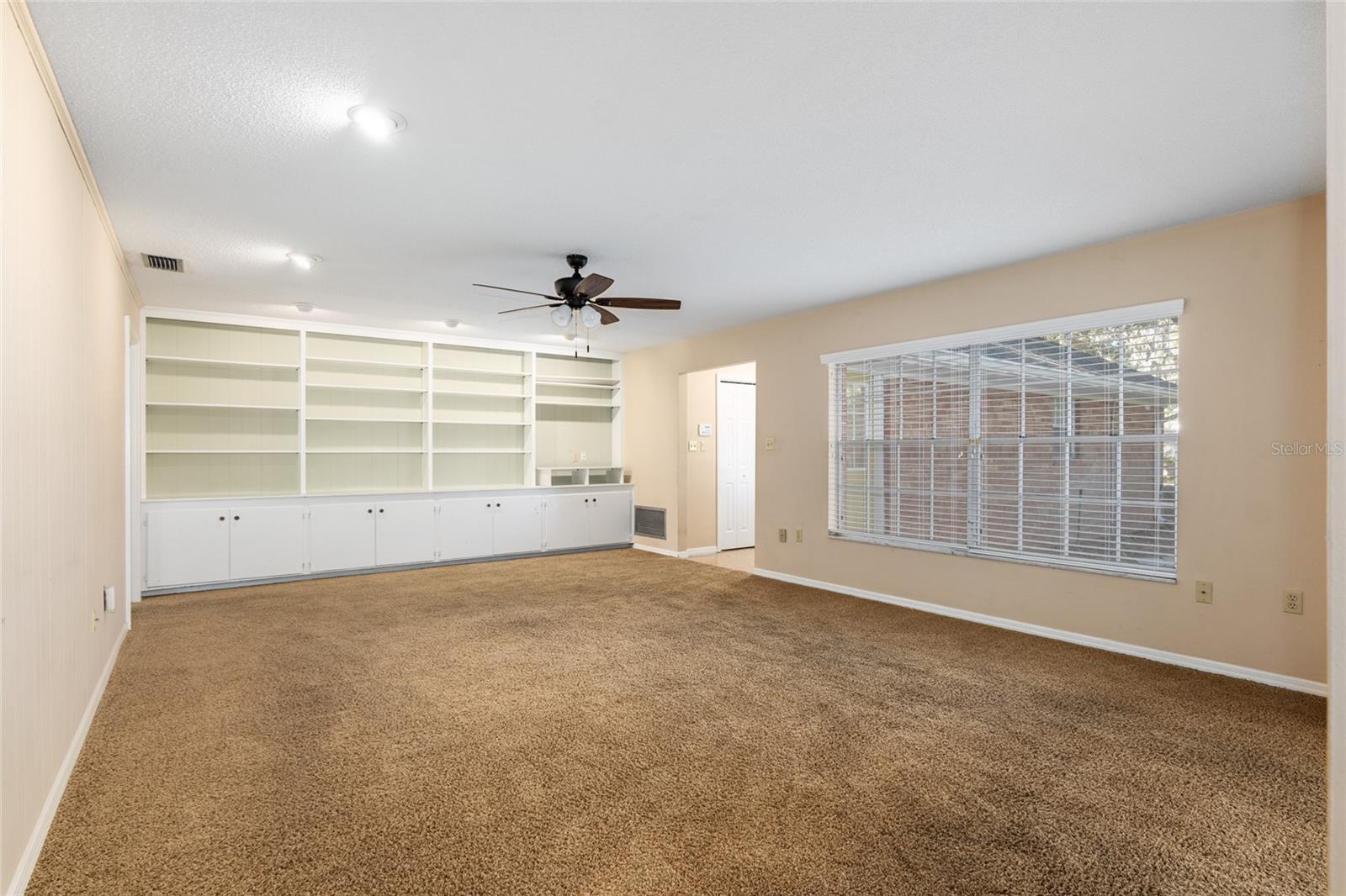 SHERWOOD FOREST - Residential Lease