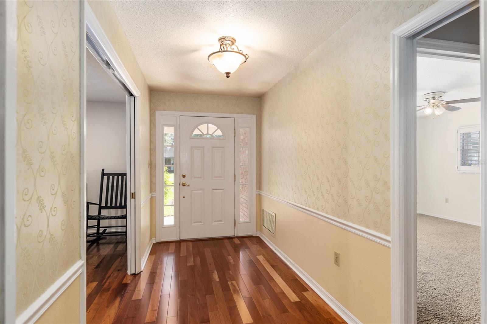 SHERWOOD FOREST - Residential Lease