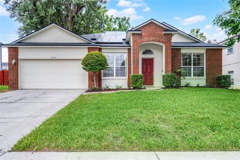 Photo of 1223 Vickers Lake Drive, Ocoee, FL 34761 (MLS # O6339176)