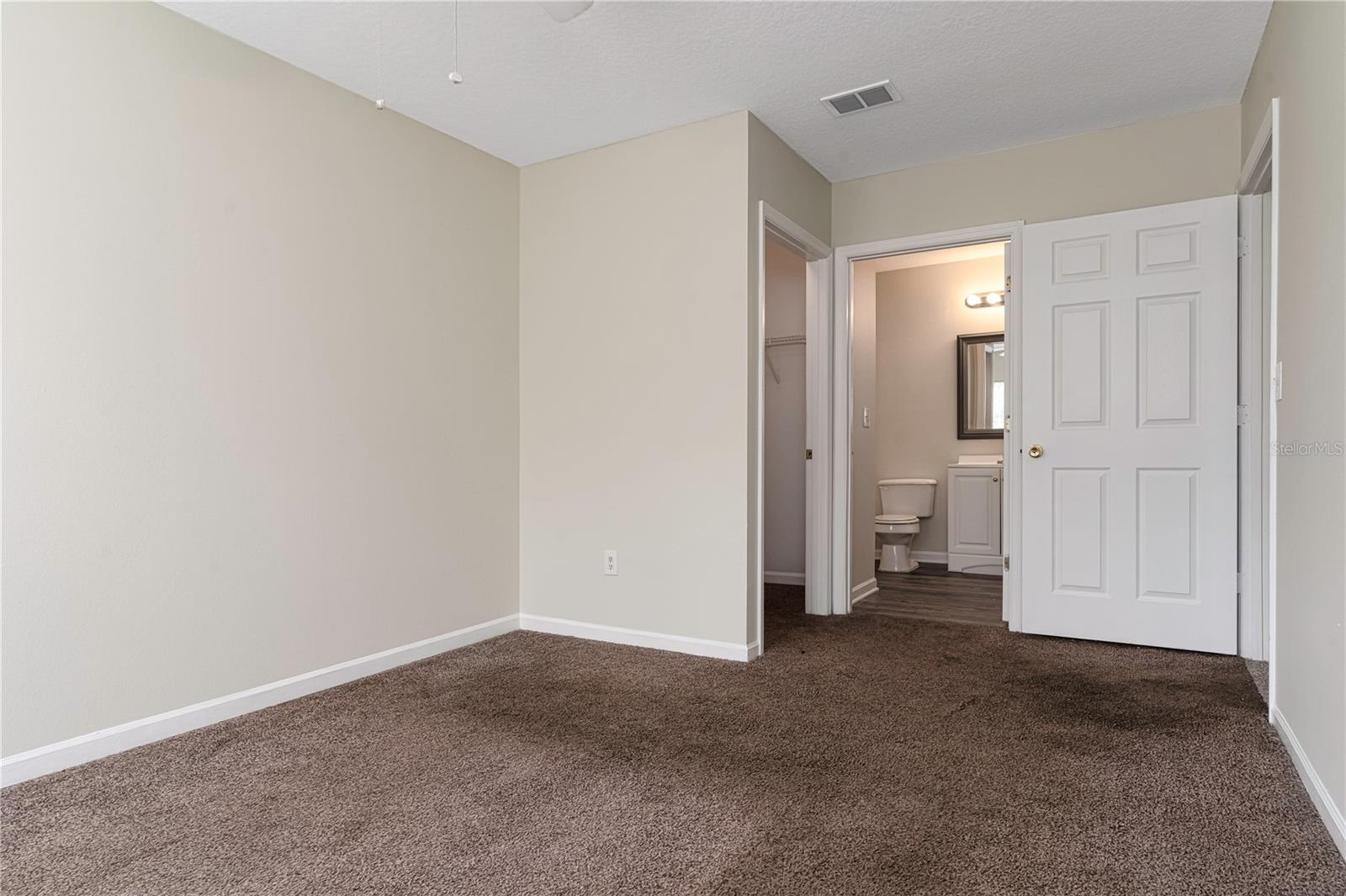 SUNSET LAKE - Residential Lease