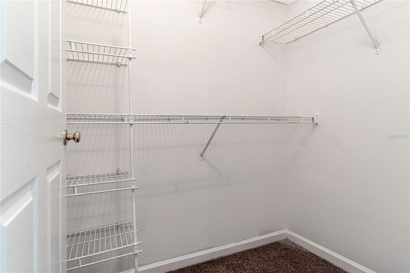 SUNSET LAKE - Residential Lease