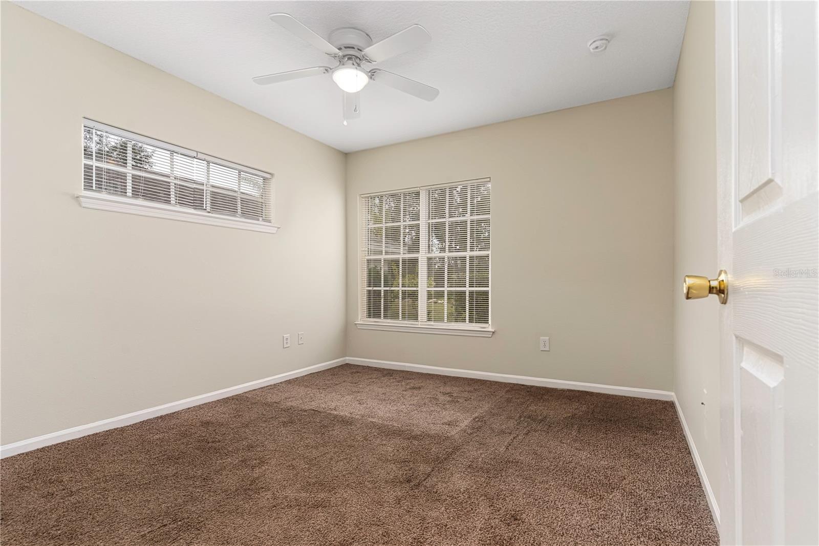 SUNSET LAKE - Residential Lease