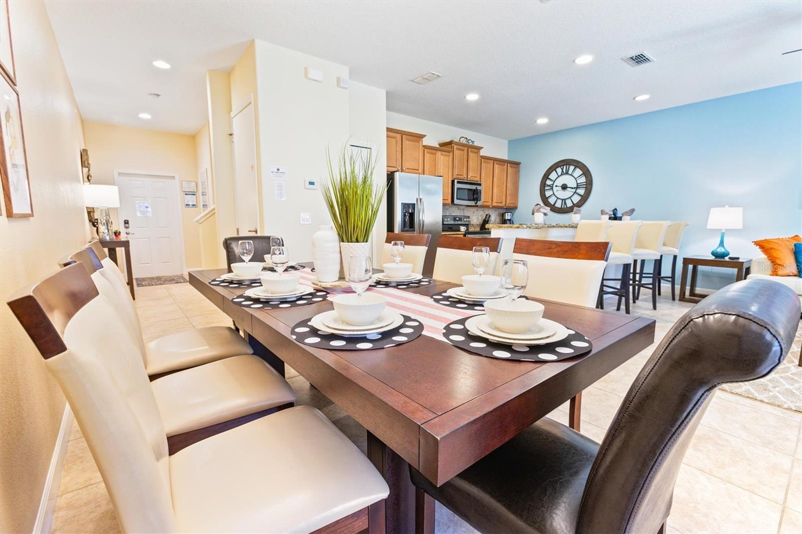 8955 CALIFORNIA PALM ROAD