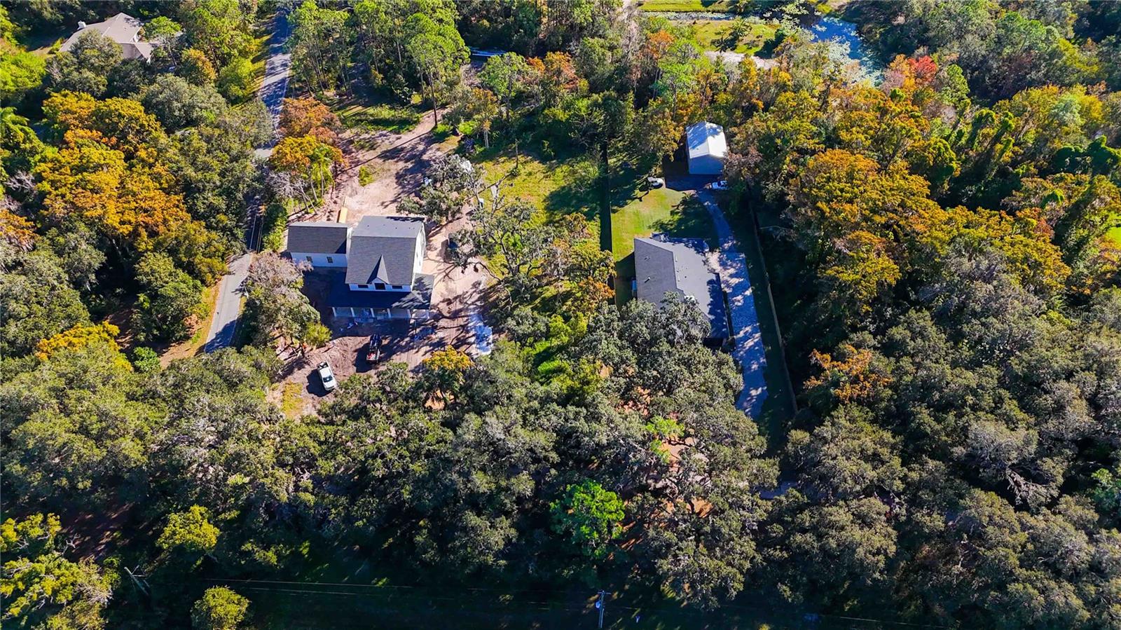 RUNNYMEDE NORTH HALF TOWN OF - Land