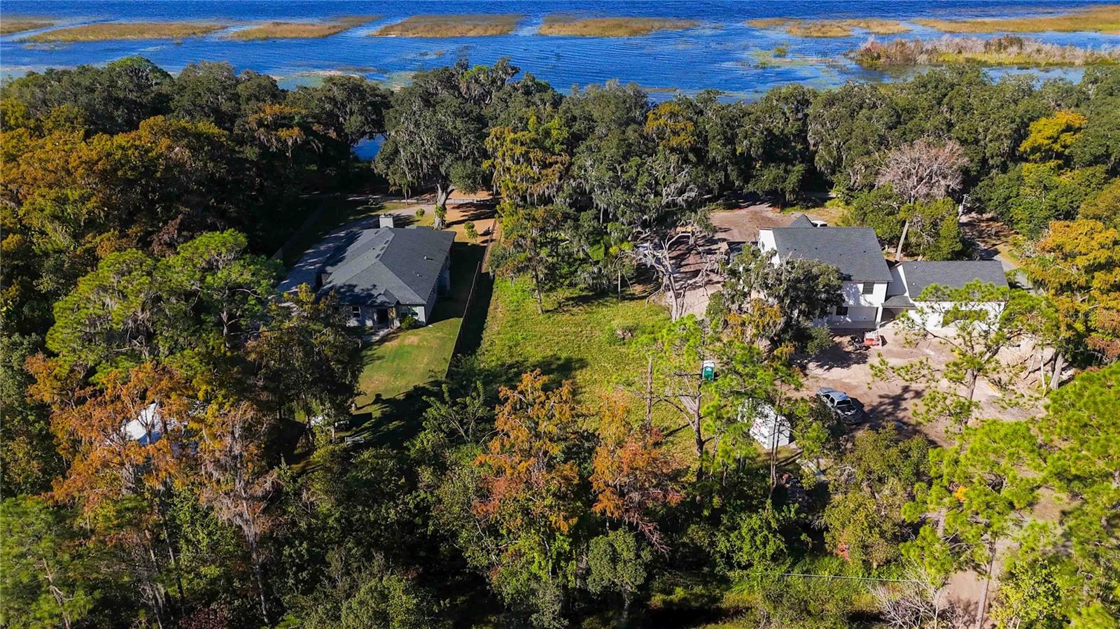 RUNNYMEDE NORTH HALF TOWN OF - Land