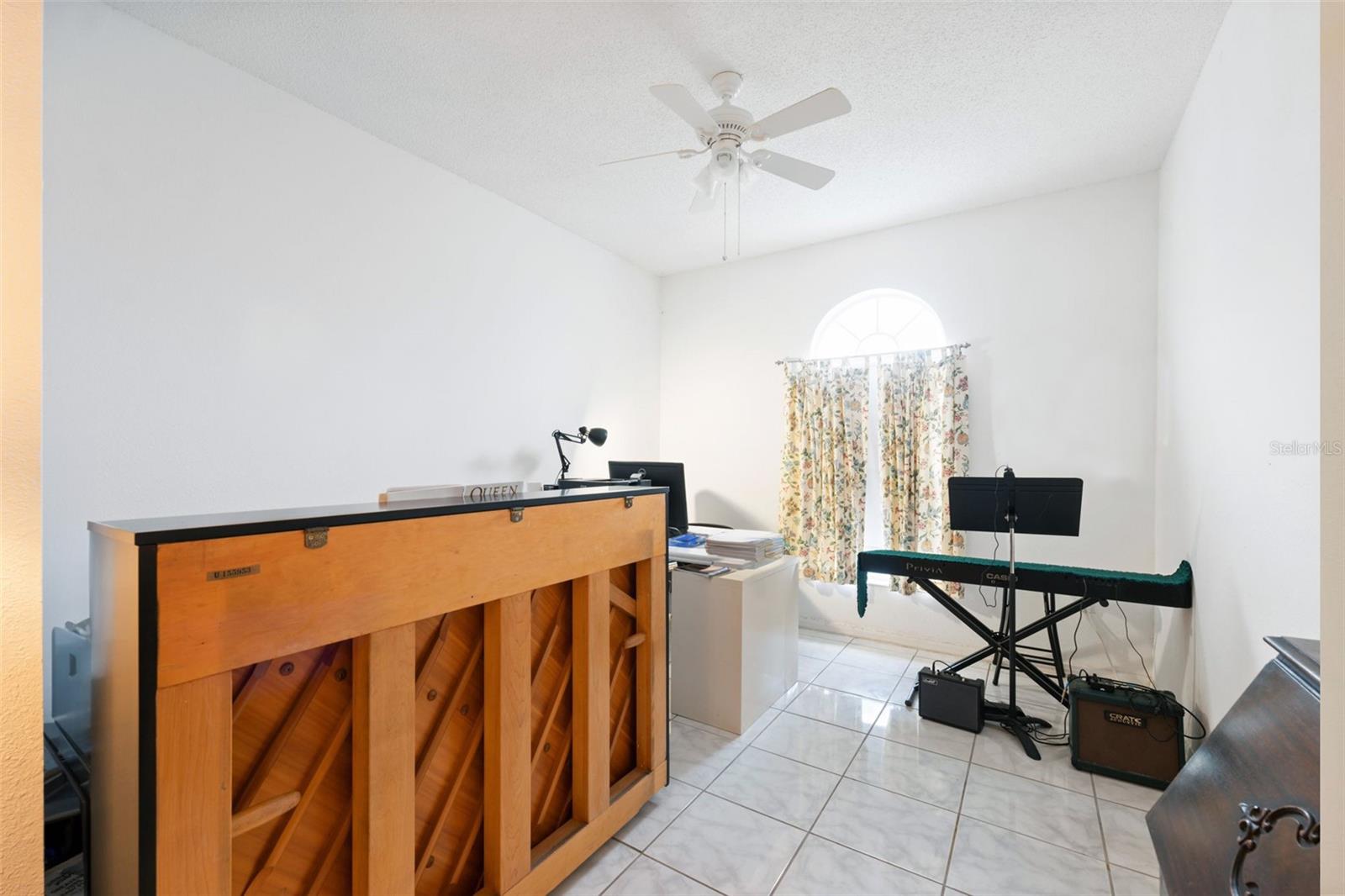 KEY VISTA PH 01 - Residential