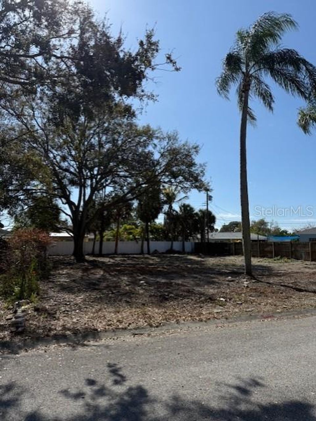 Photo of 6611 Kingswood Drive N, St Petersburg, FL 33702 (MLS # TB8471125)