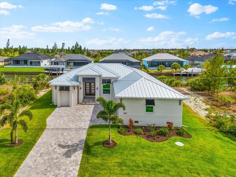 Photo of 15850 Viscount Circle, Port Charlotte, FL 33981 (MLS # D6142339)