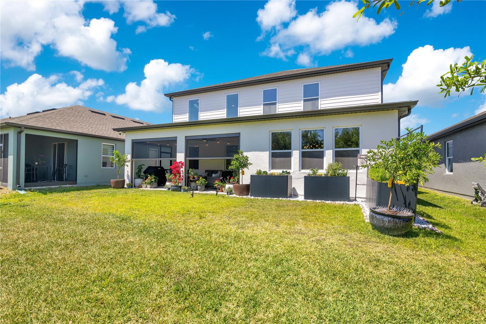 WAVERLY WALK - Residential
