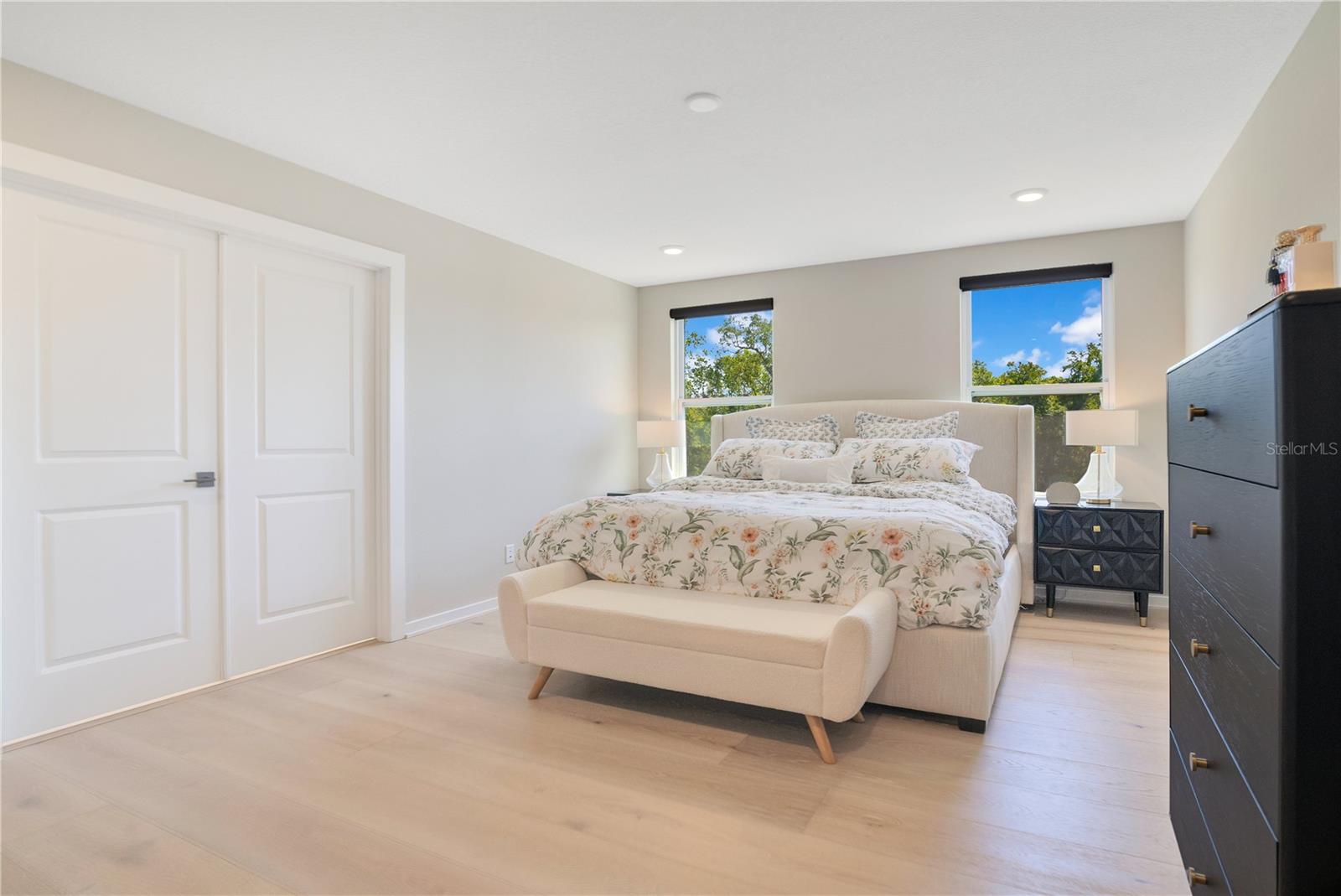 WAVERLY WALK - Residential