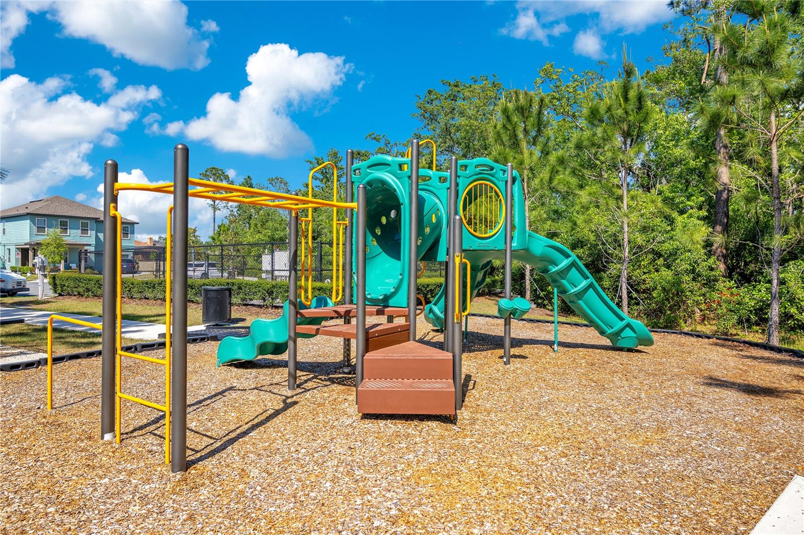 WAVERLY WALK - Residential