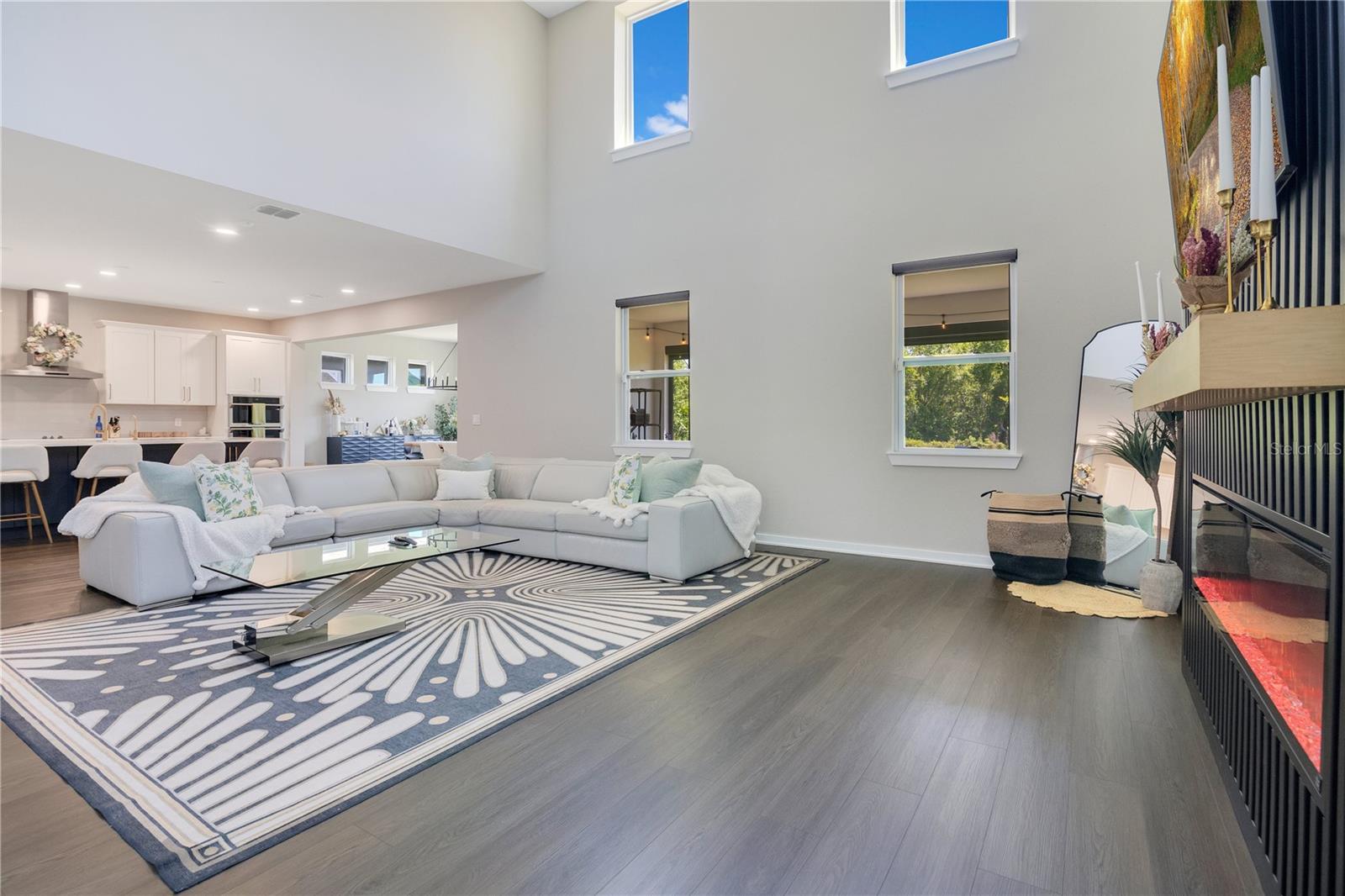 WAVERLY WALK - Residential