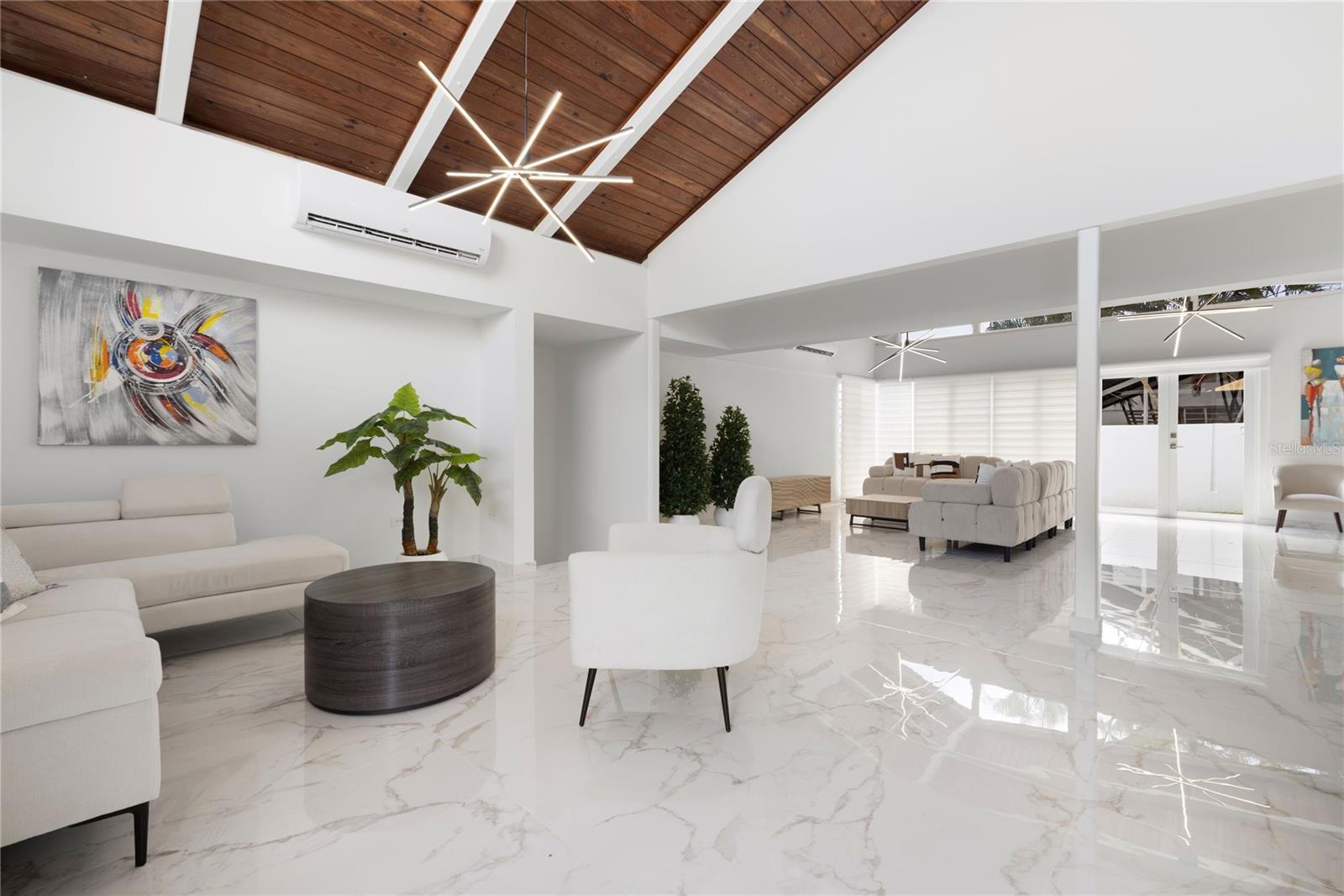 LA VILLA DE TORRIMAR - Residential