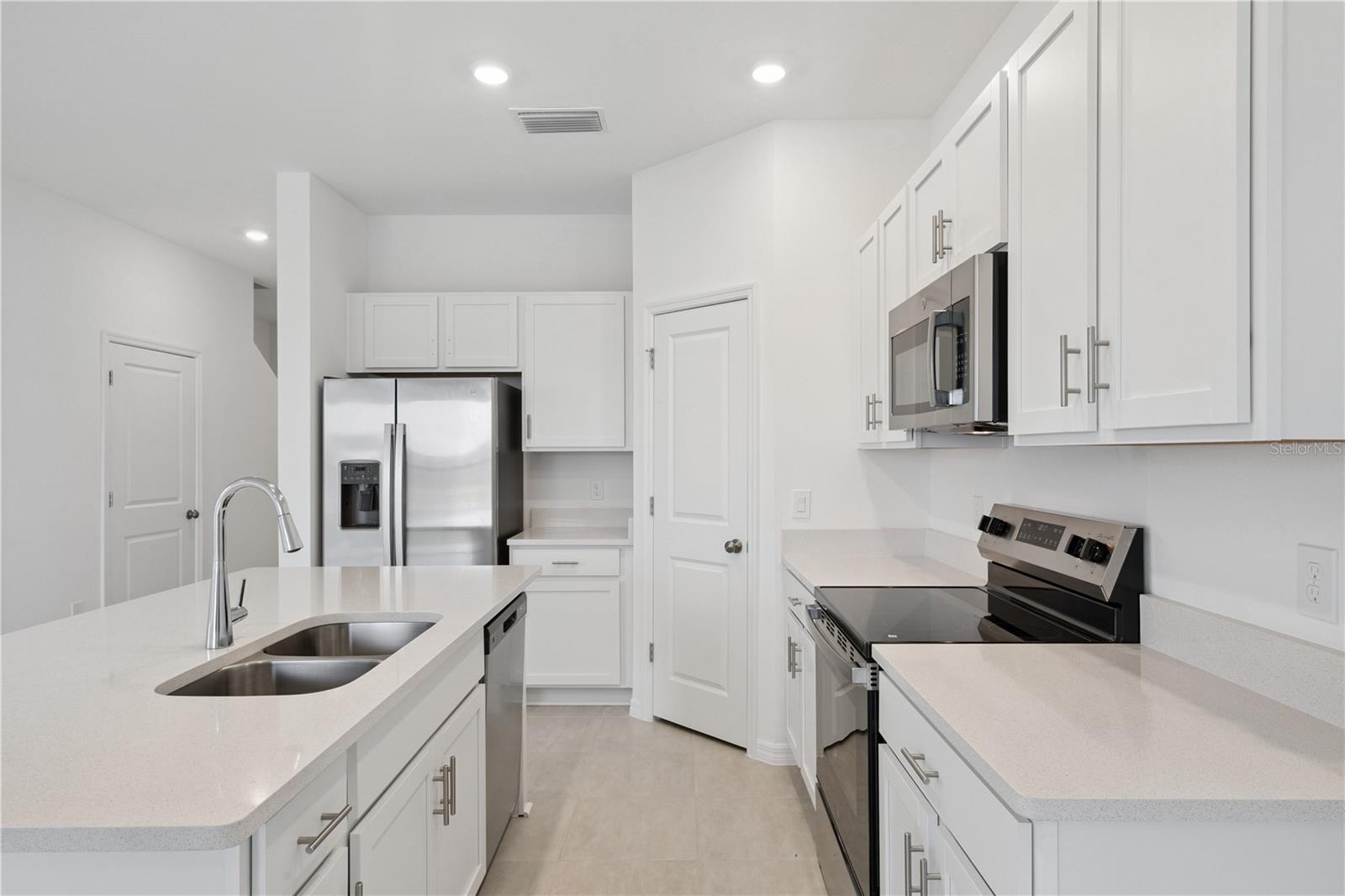 WATERSTONE - Residential Lease