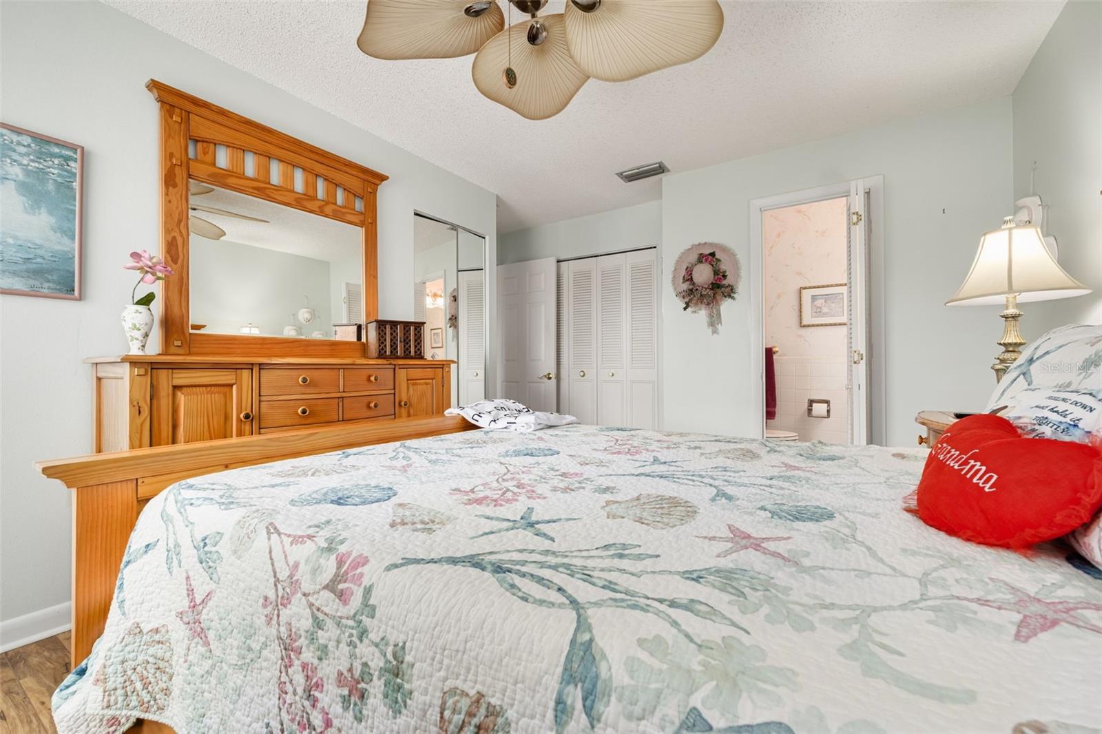 MEDITERRANEAN MANORS - Residential