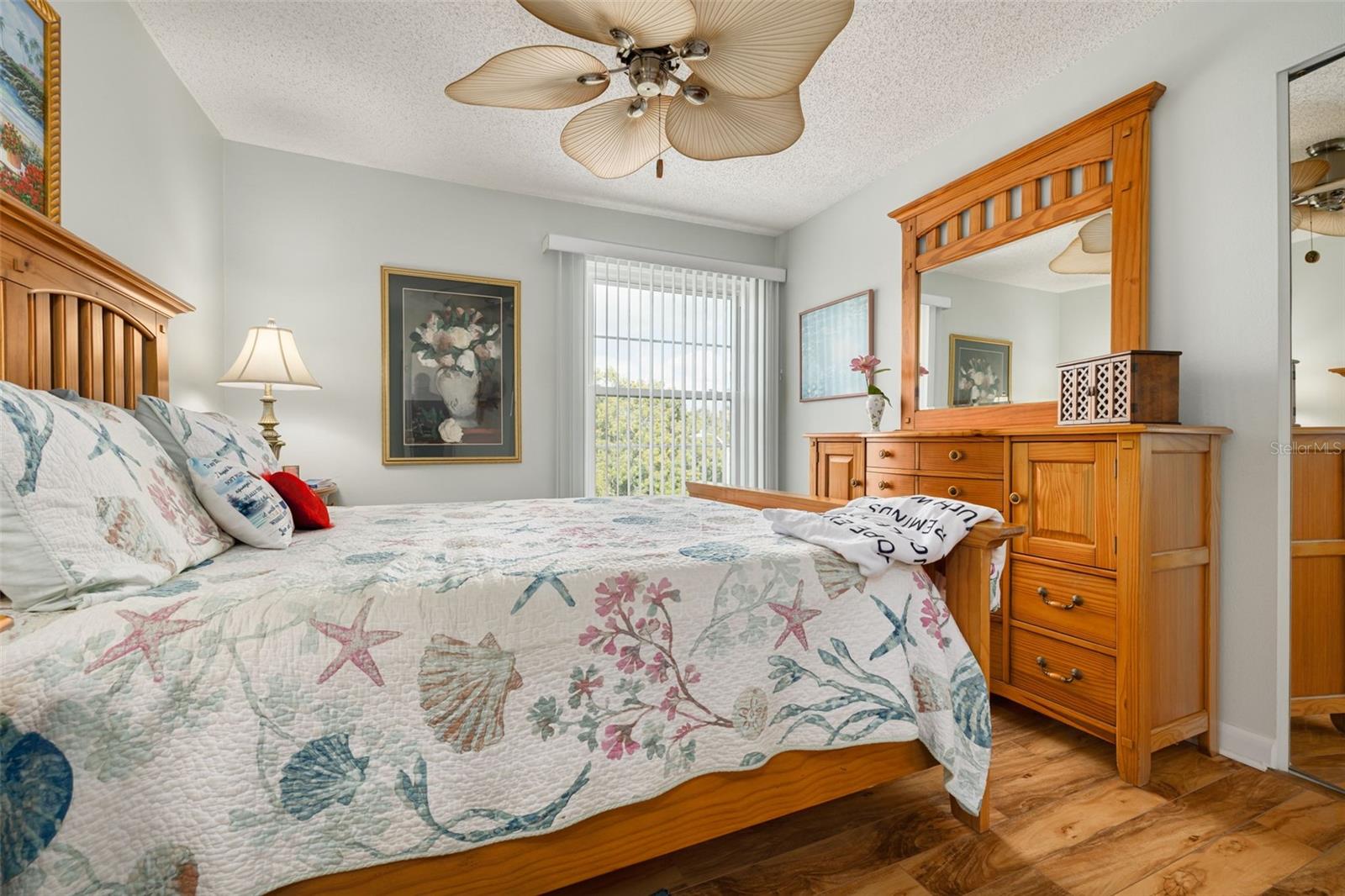 MEDITERRANEAN MANORS - Residential