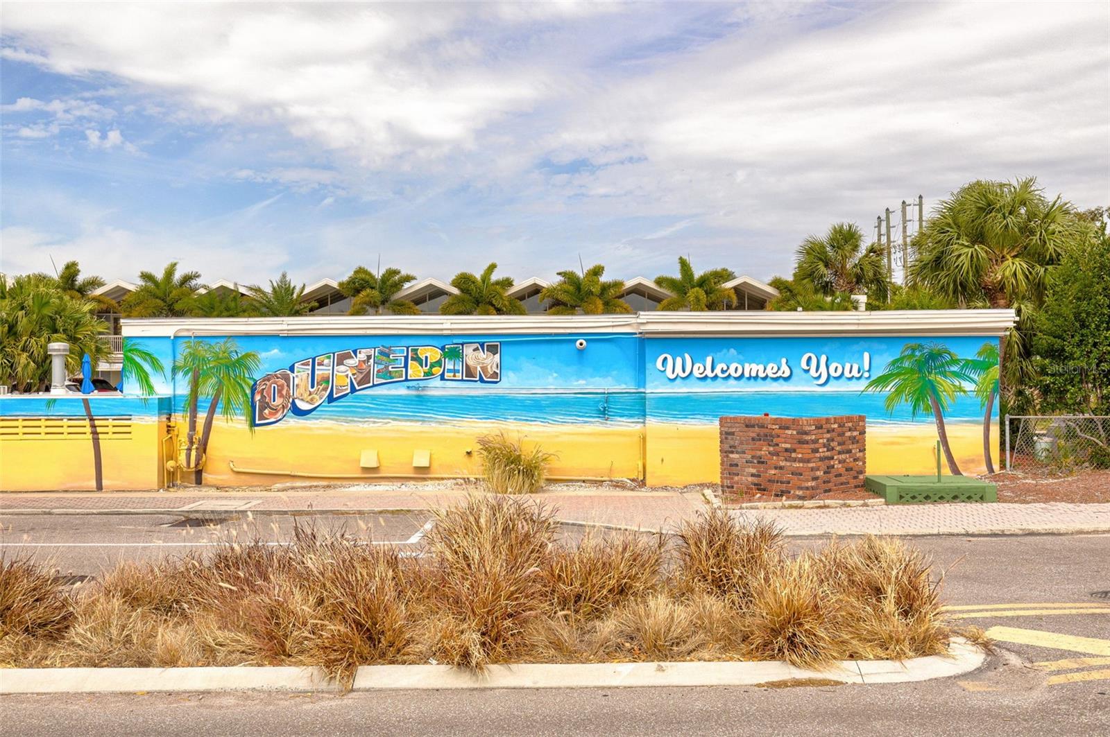 MEDITERRANEAN MANORS - Residential