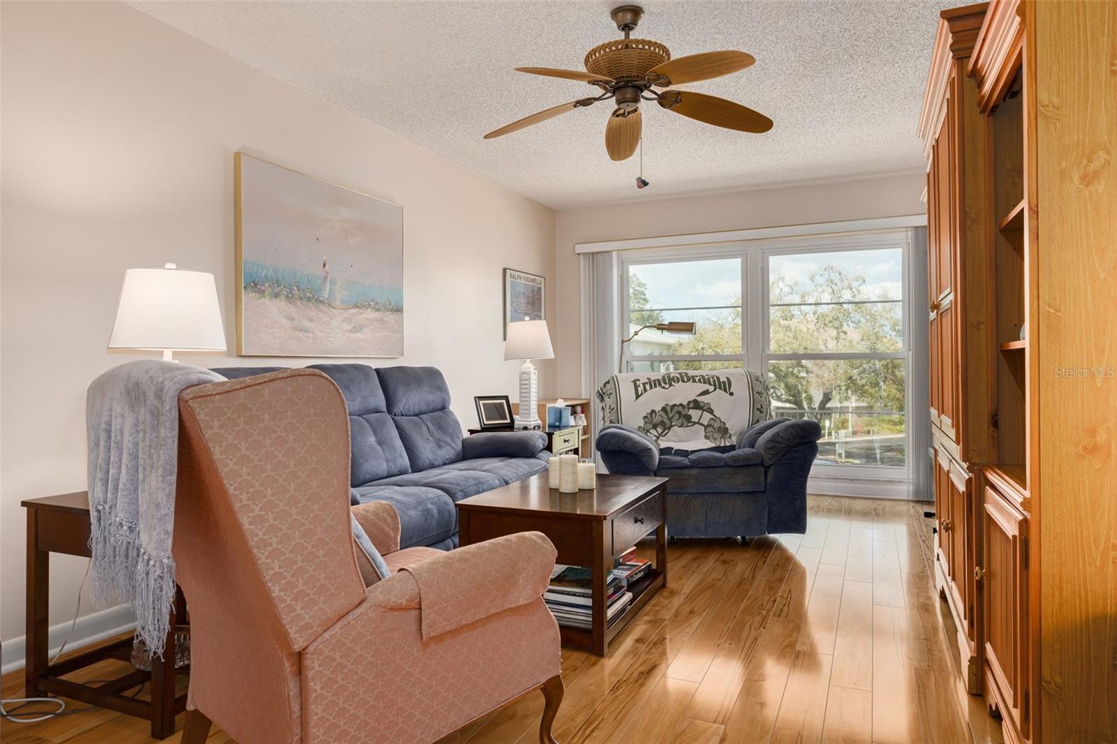 MEDITERRANEAN MANORS - Residential